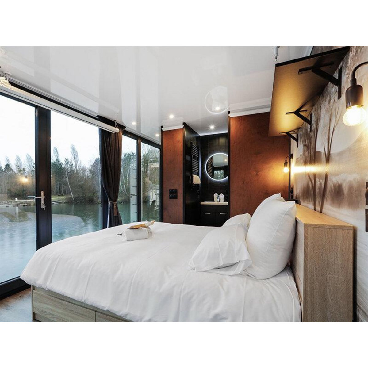 Smartbox Escapade insolite de 2 jours en maison flottante avec terrasse tout près de Paris - Coffret Cadeau Séjour