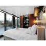 Voir la diapositive 2 : Smartbox Escapade insolite de 2 jours en maison flottante avec terrasse tout près de Paris - Coffret Cadeau Séjour