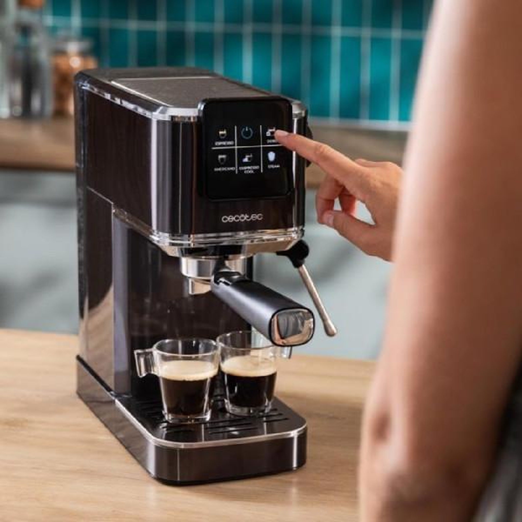 Voir la diapositive 3 : CECOTEC Machine a Cafe  - CECOTEC - Cafelizzia ColdBrew - 1350 W - 20 bars - 1,2 L - Noir