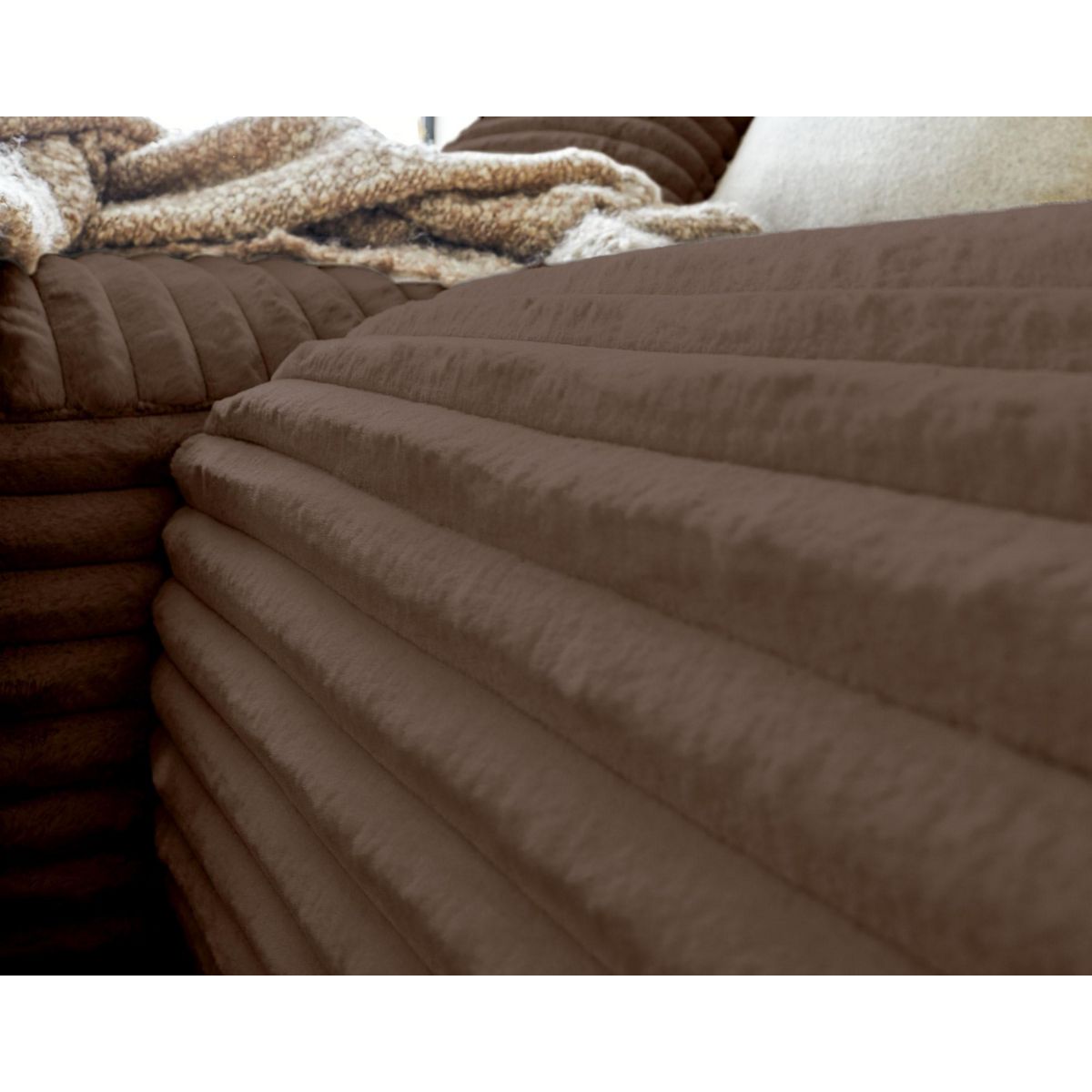 LISA DESIGN Laponie - canapé d'angle gauche - 4 places - en fausse fourrure côtelée