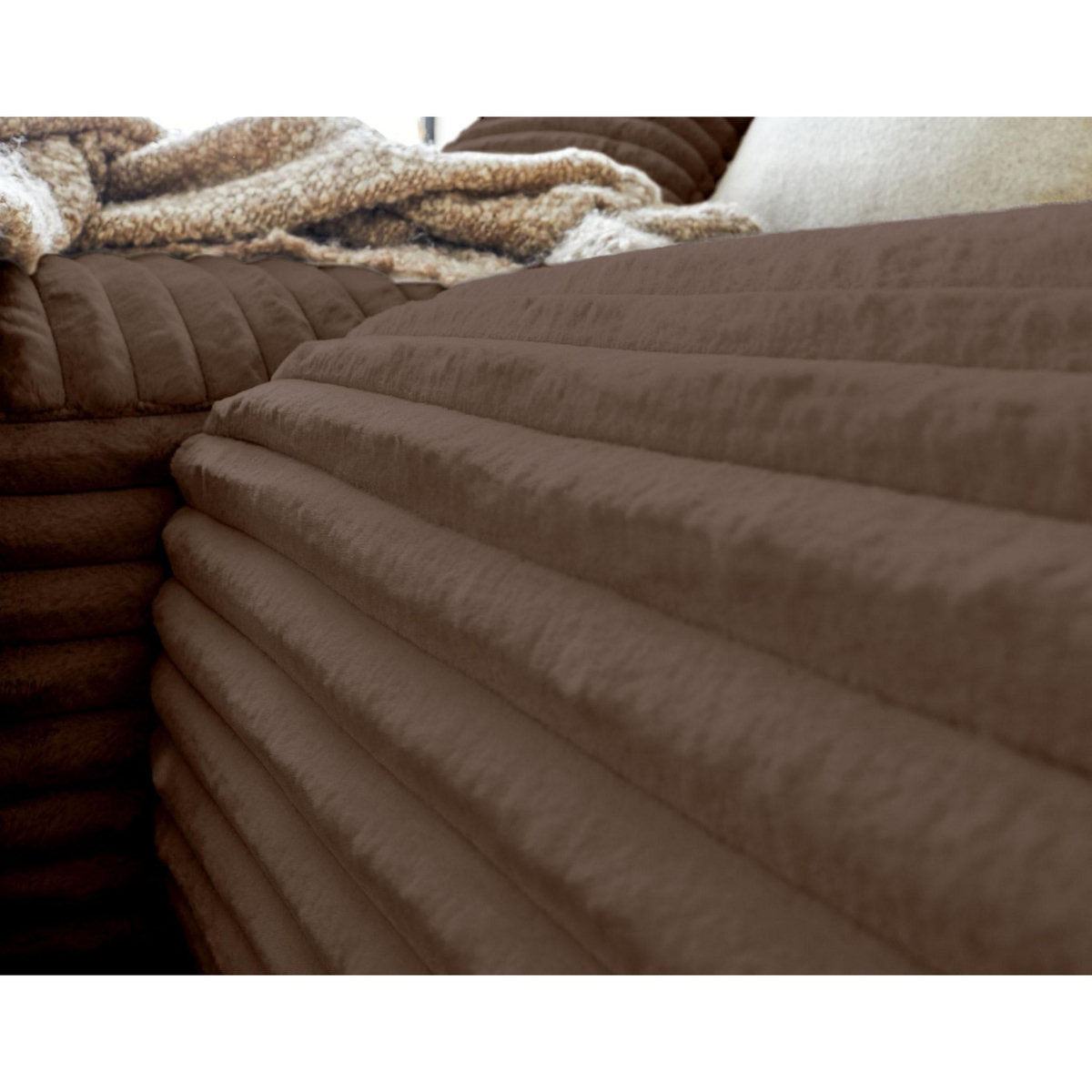 LISA DESIGN Laponie - canapé d'angle gauche - 4 places - en fausse fourrure côtelée