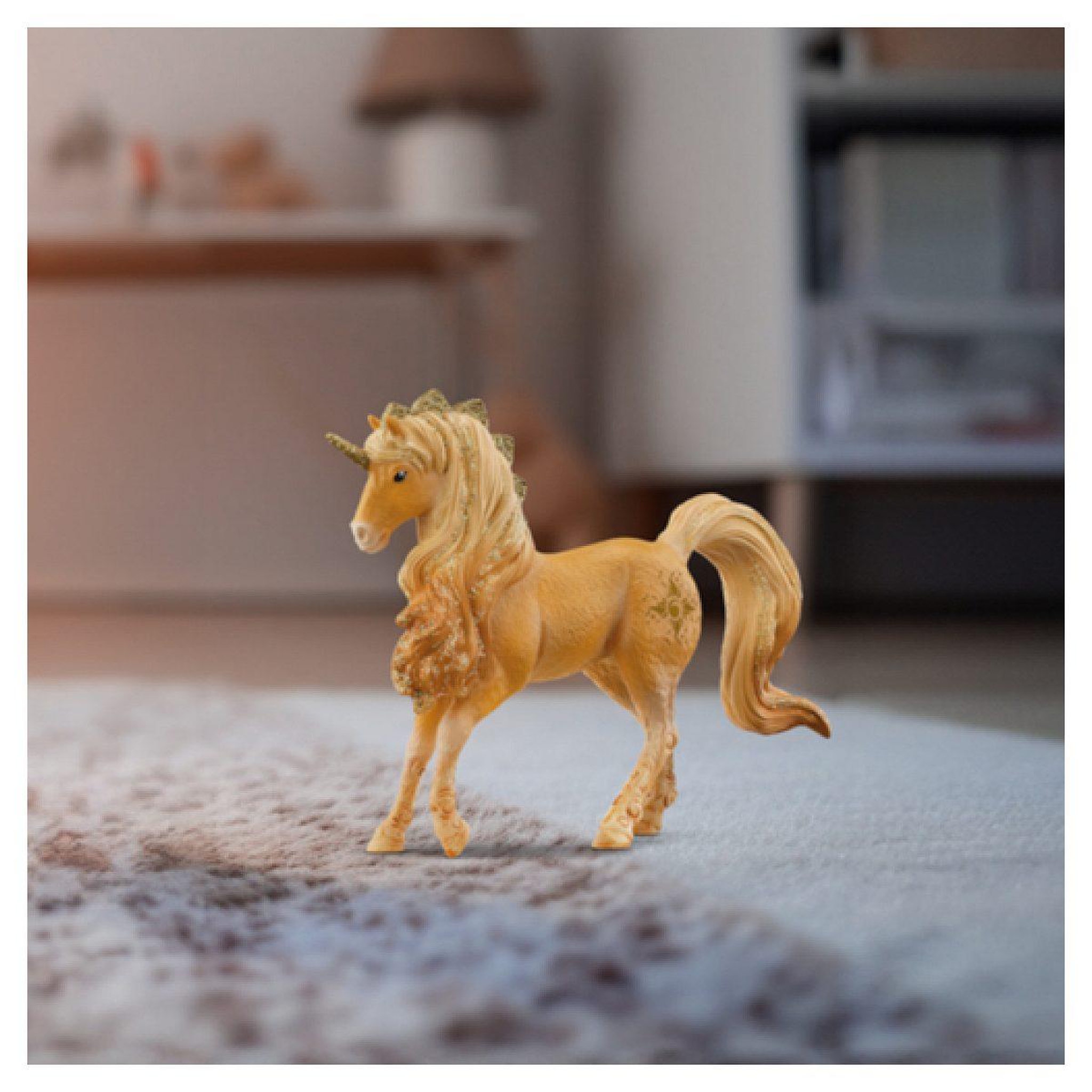 Voir la diapositive 2 : Schleich 70822 etalon licorne apollon