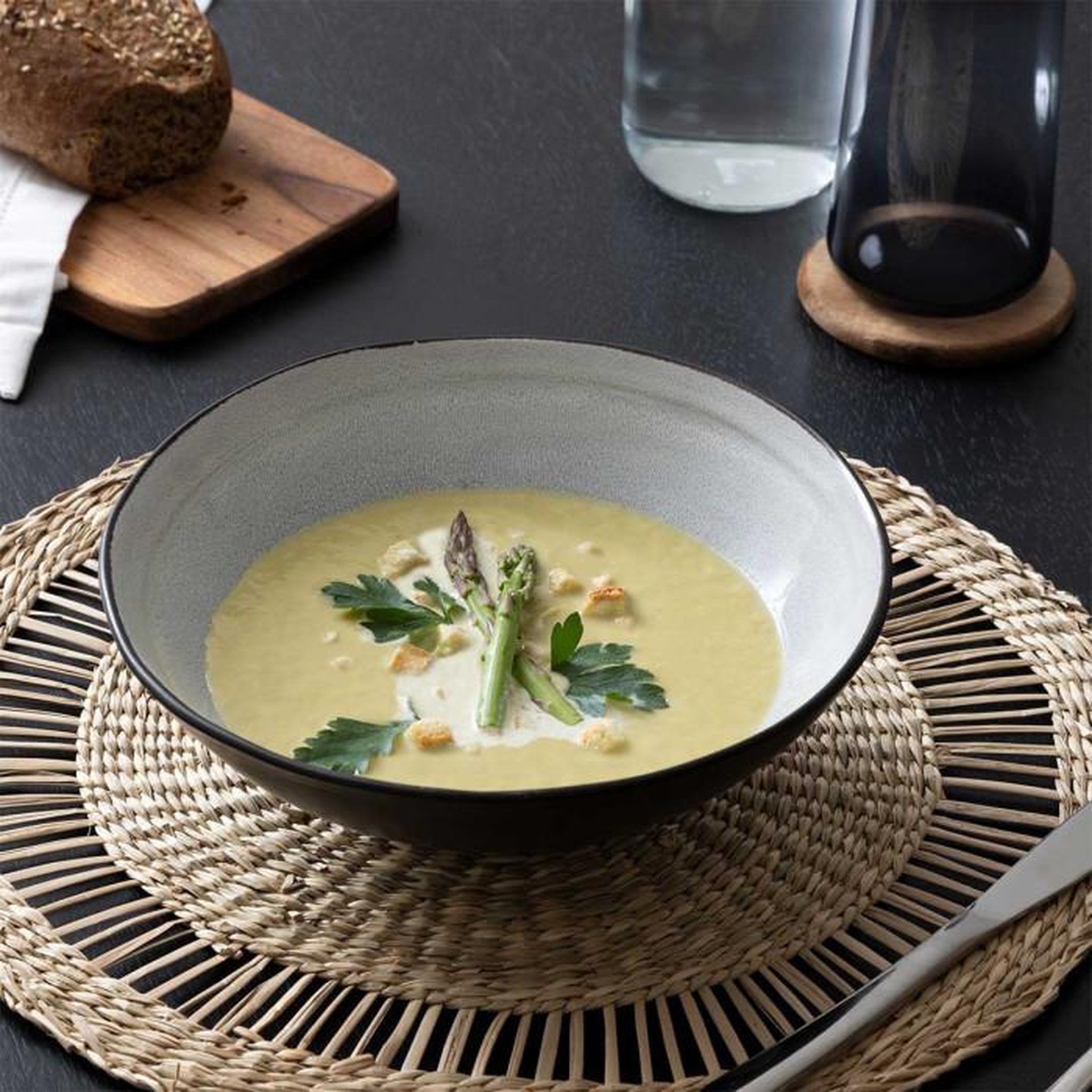 Voir la diapositive 3 : SECRET DE GOURMET Saladier Design  Diane  23cm Beige