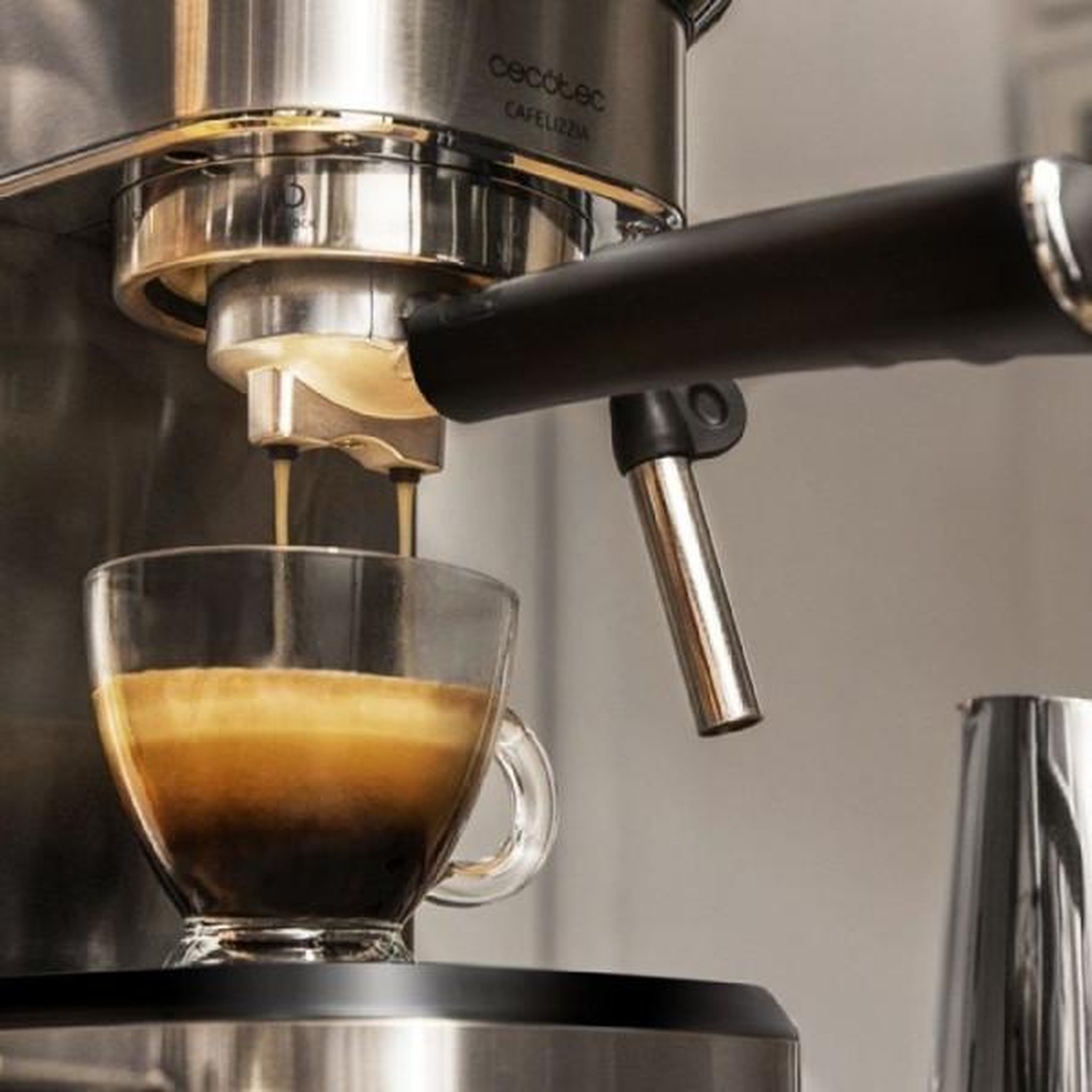 Voir la diapositive 3 : CECOTEC Machine a Cafe  - CECOTEC - Cafelizzia790 Steel - 1350 W - 20 bars - 1,2 L - Inox
