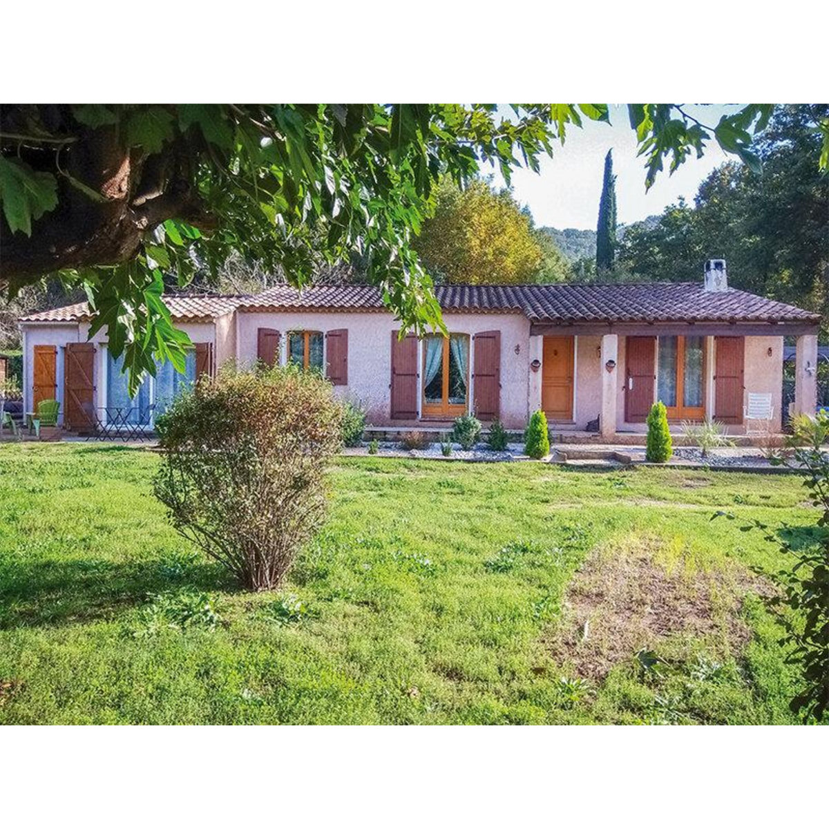 Smartbox Escapade gourmande en Provence : 4 jours en chambre d'hôtes avec dîner près de Toulon - Coffret Cadeau Séjour