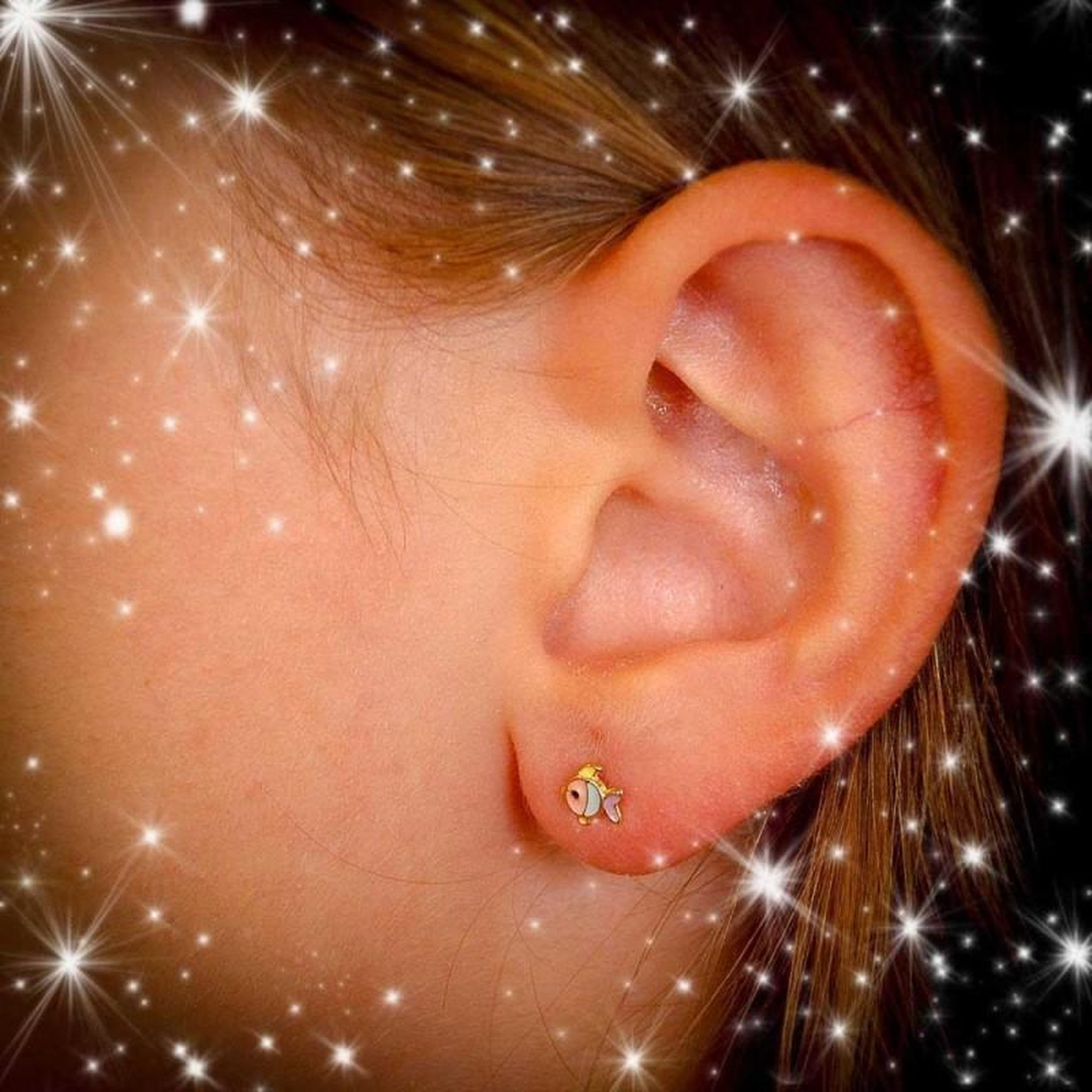 Voir la diapositive 4 : L'ATELIER D'AZUR Boucles d'Oreilles Or 18 Carats 750/000 Jaune - Poissons