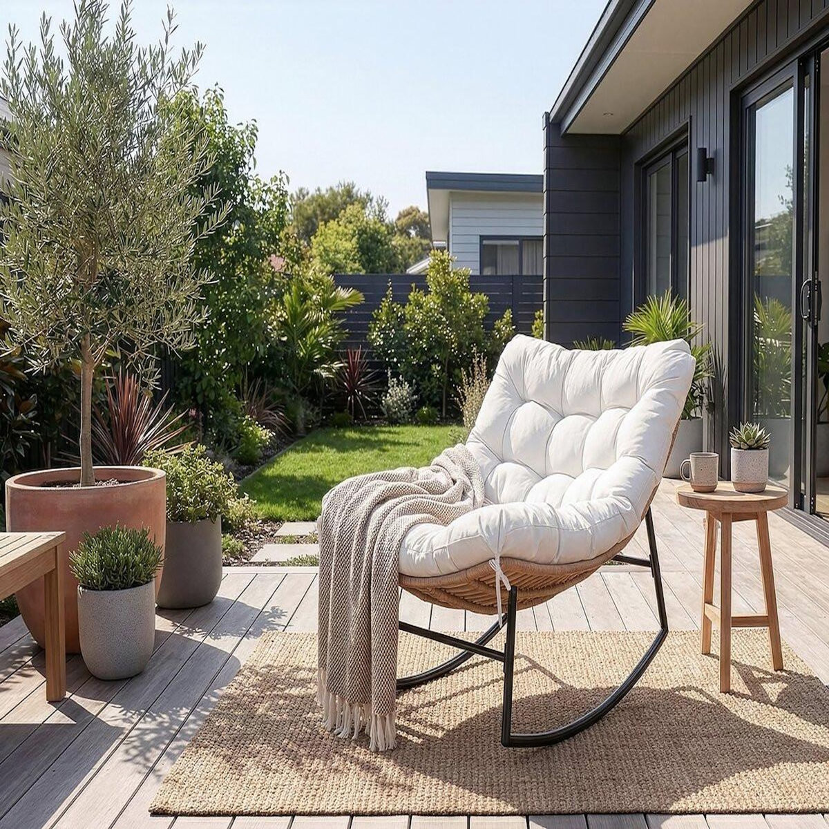 Habitat et Jardin Fauteuil à bascule papasan avec coussin intérieur/extérieur  Papaya  - Beige