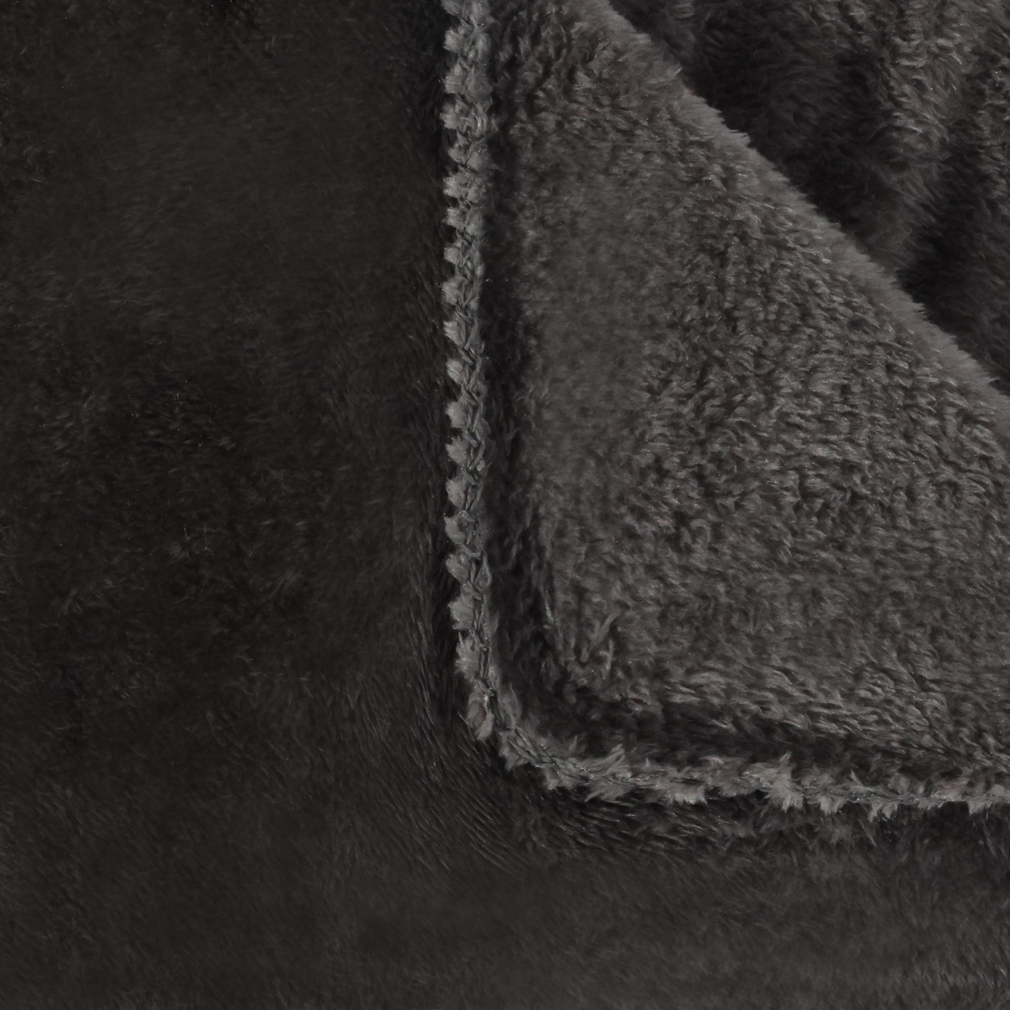 Voir la diapositive 2 : Plaid uni sherpa 