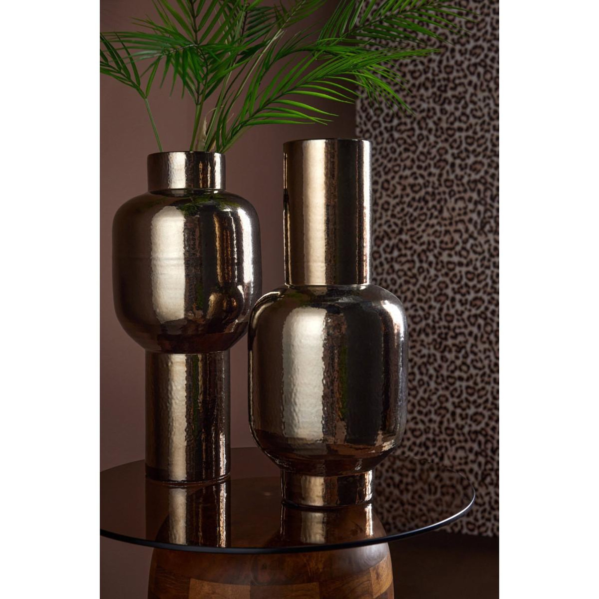 Voir la diapositive 3 : J-LINE Vase design en céramique  astra  50cm bronze