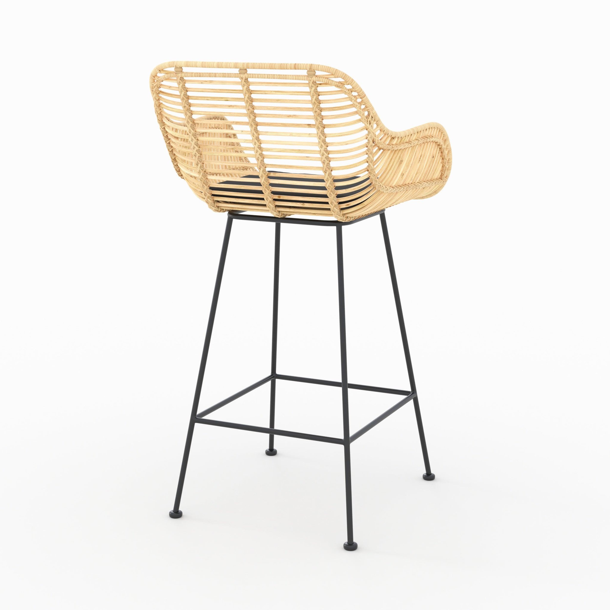 Voir la diapositive 6 : MAISON PAVANE Lot de 2 chaises pour îlot central 66 cm en rotin et tissu noir-pops