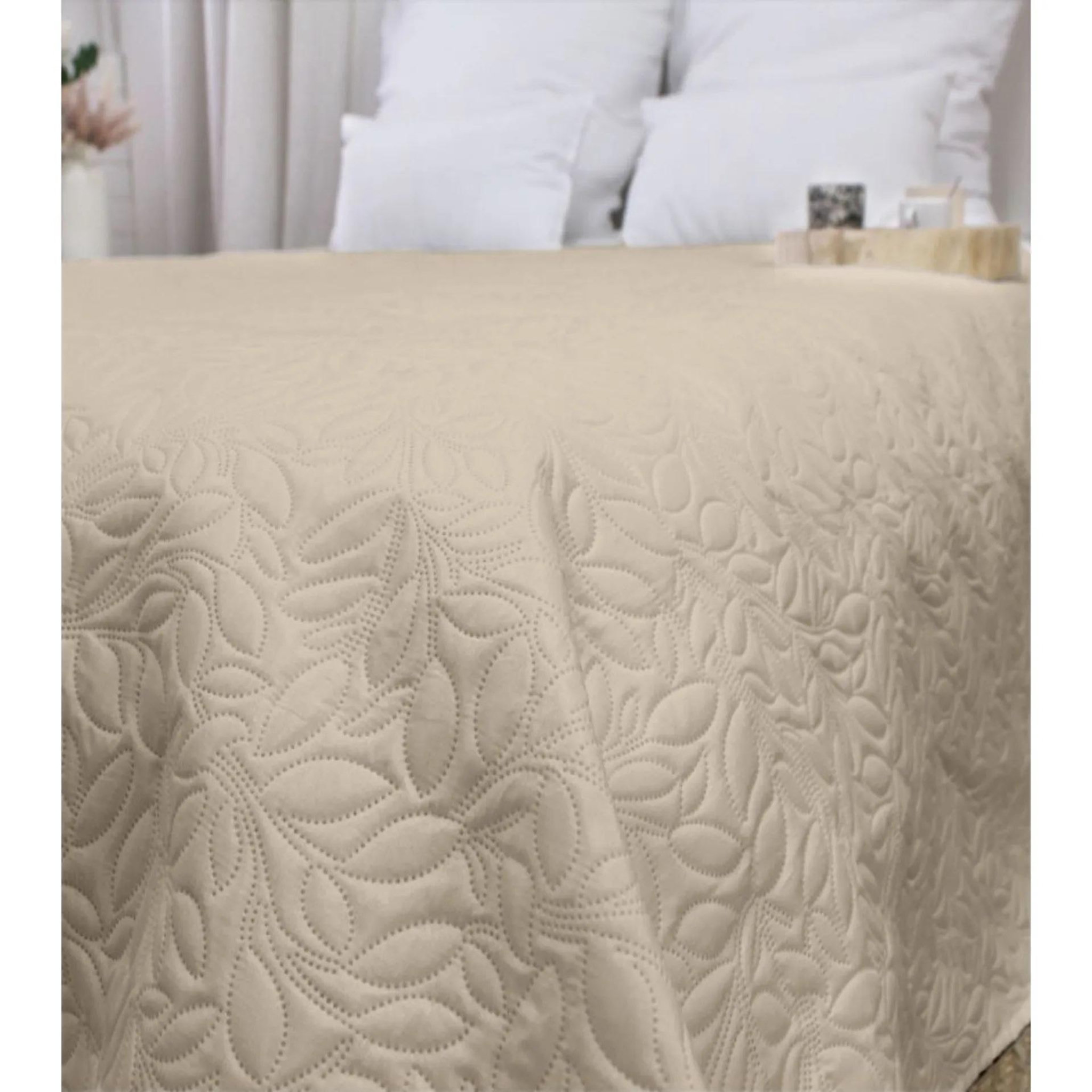 Voir la diapositive 3 : Eden Couvre-lit en microfibre rosace