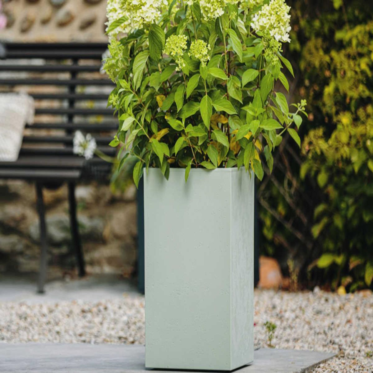 Eda Pot de fleurs carré Basalt Up 29,5 x 49,5 cm - 36 L - Vert amande - Eda