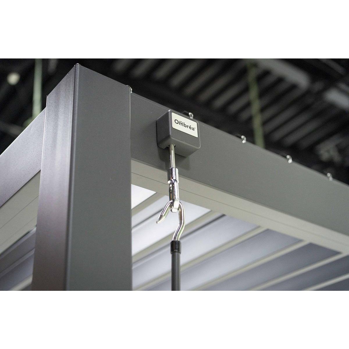 OMBREA Pergola Bioclimatique adossée (2pieds) 3x3m anthracite OMBREA®