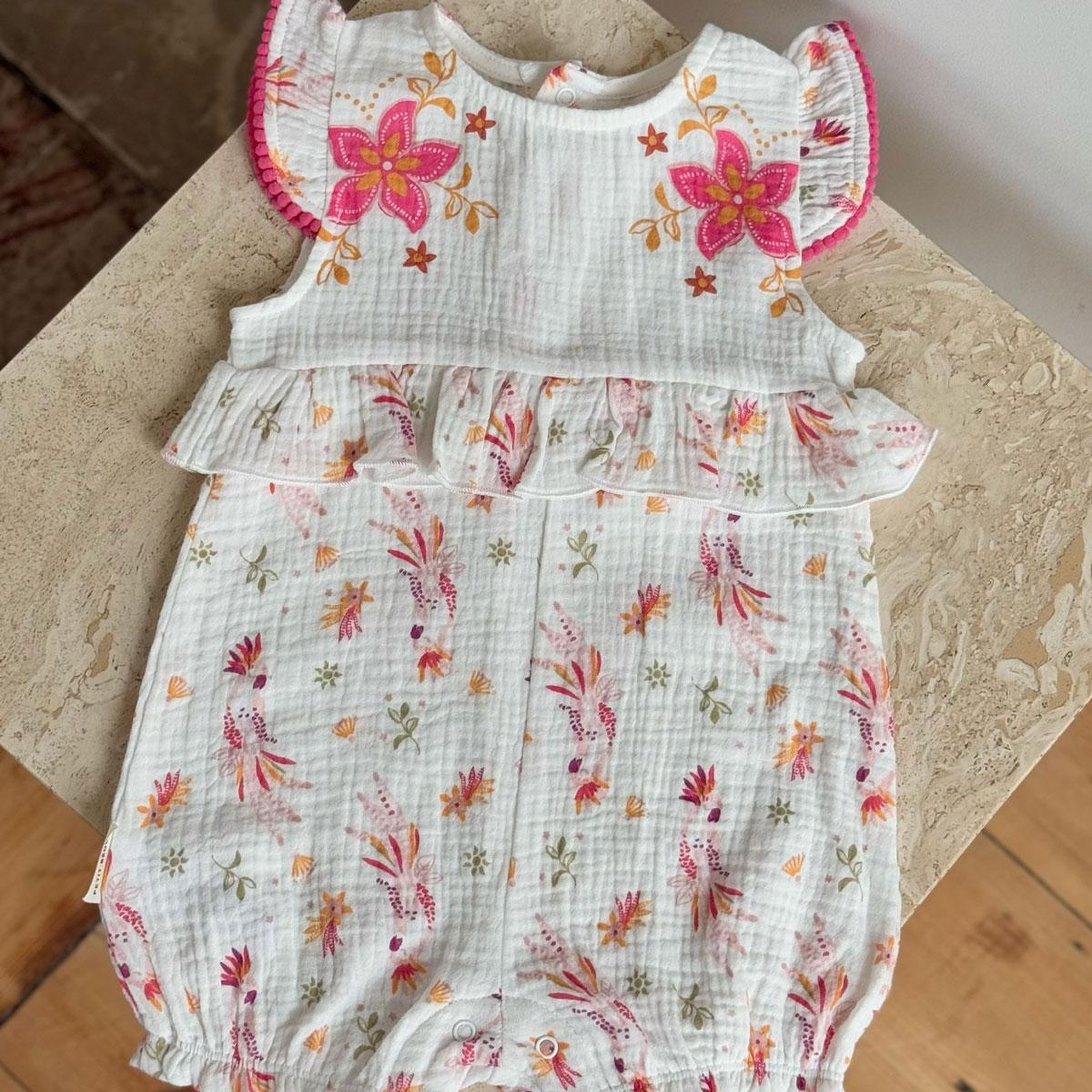 Voir la diapositive 4 : Petit Béguin Barboteuse bébé en gaze de coton Fiesta