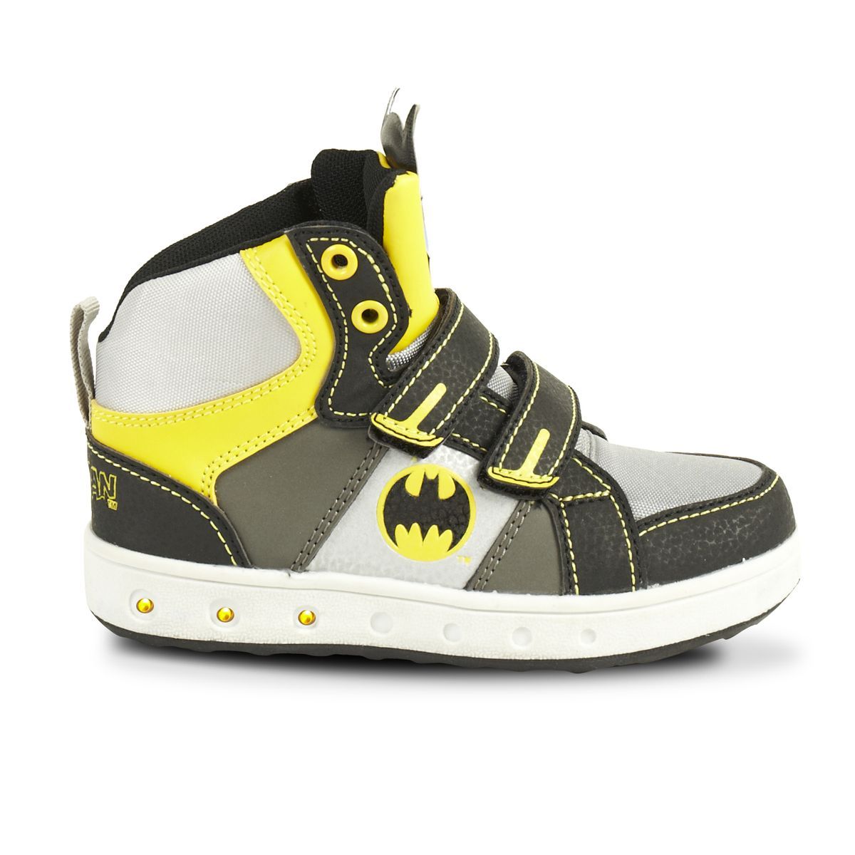 BATMAN Baskets garçon semelle lumineuse du 24 au 30 