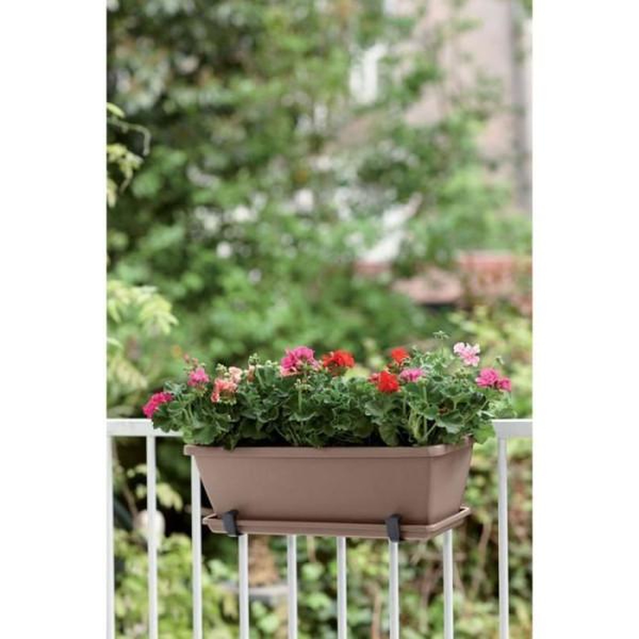 Voir la diapositive 2 : ELHO Soucoupe Barcelona Balconniere 50 - ELHO - Taupe - Plastique - Rond
