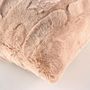 Voir la diapositive 3 : Paris Prix Housse de Coussin Imitation Fourrure  Foxy  40x40cm Sable
