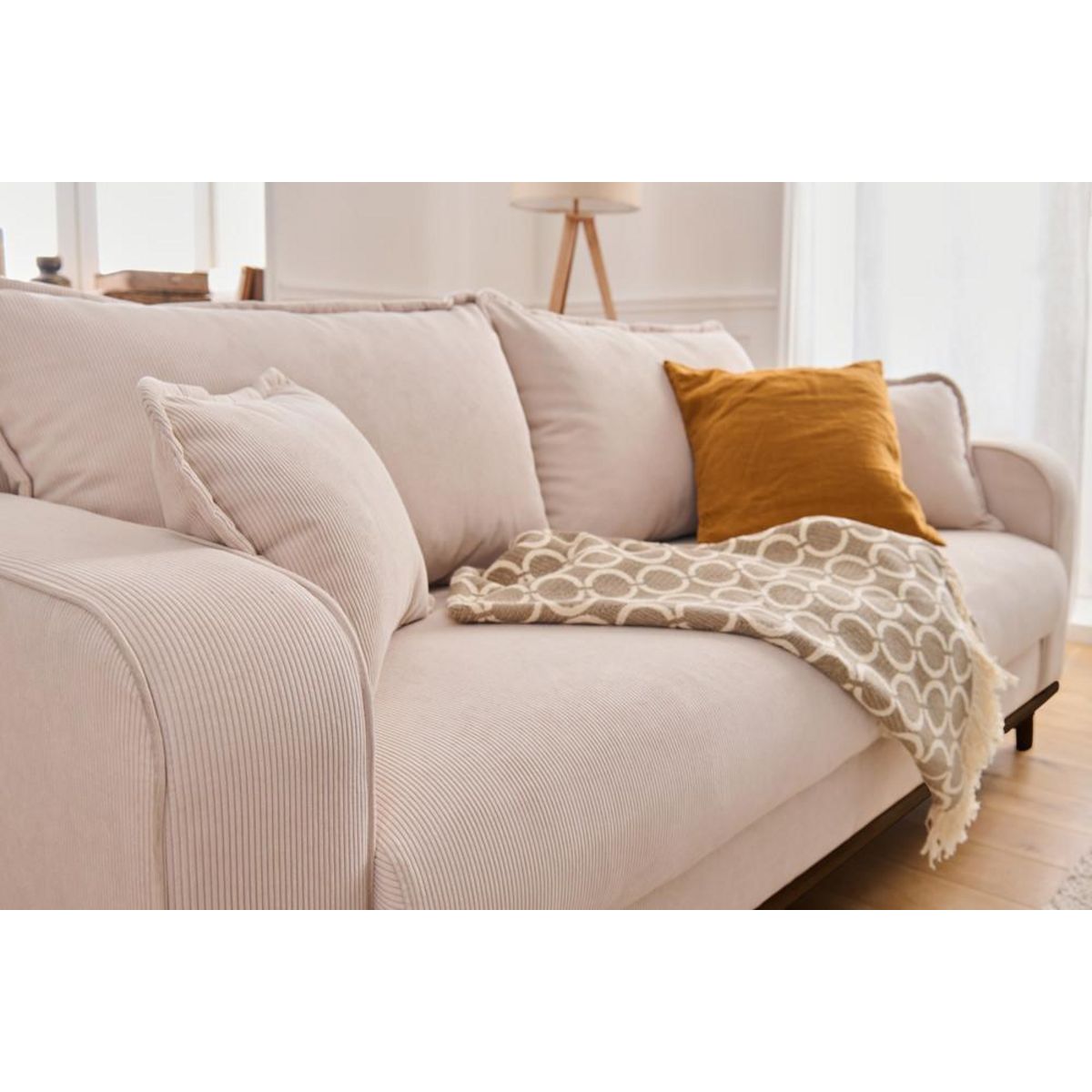 LISA DESIGN Albane - canapé 3 places - en velours côtelé