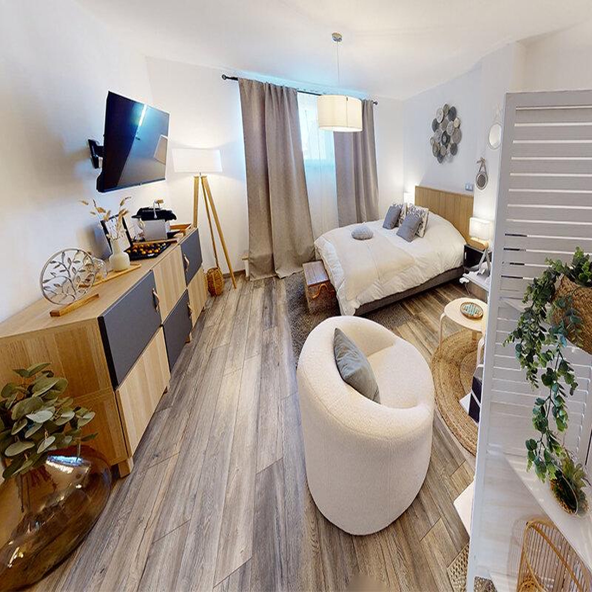 Voir la diapositive 3 : Smartbox 3 jours en suite dans une chambre d'hôtes avec accès privatif au spa près de strasbourg - coffret cadeau séjour