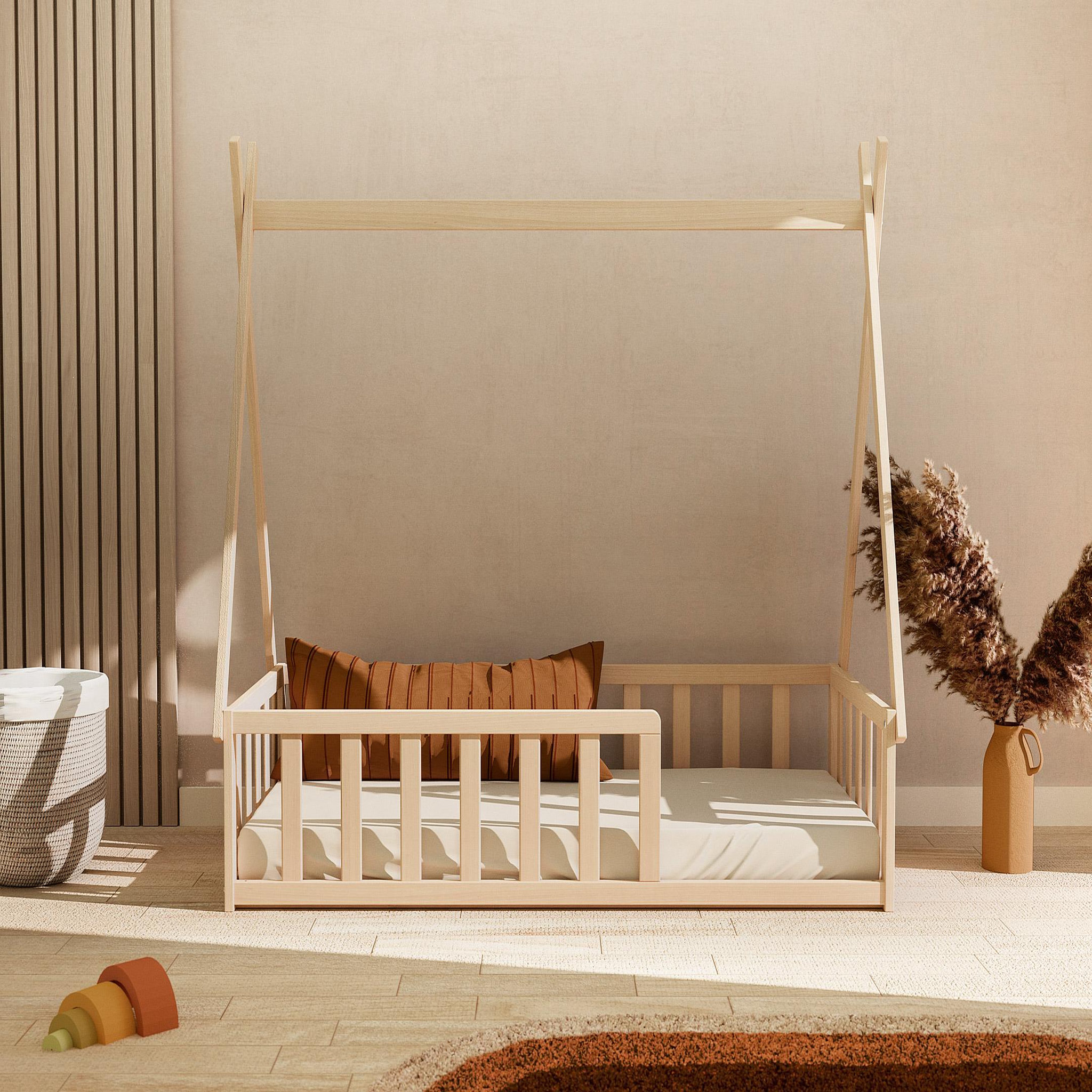 Voir la diapositive 3 : WEBABY Lit Tipi au sol  en bois