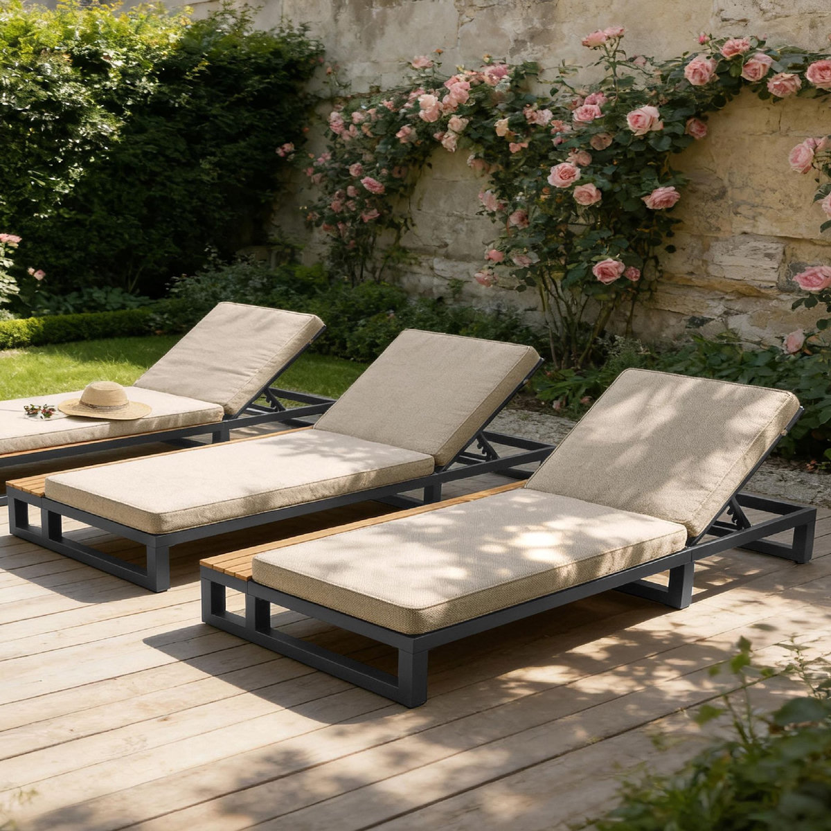 MERAX Bain de soleil 1 place en métal et bois avec dossier réglable et coussin, gauche