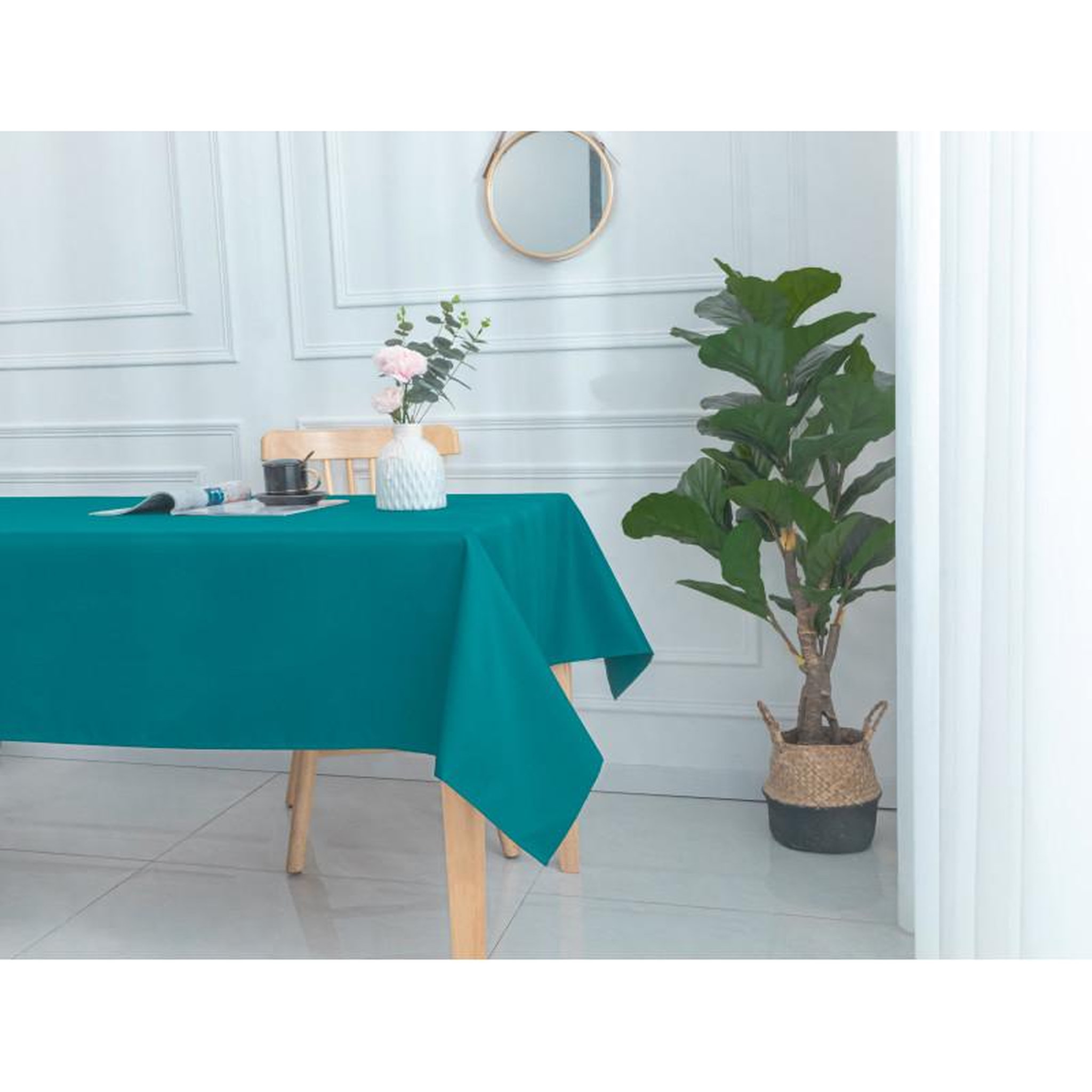 UNIVERS DECOR Nappe enduite avec traitement antitache bleu paon rectangulaire 145 x 240 cm - bleu paon -
