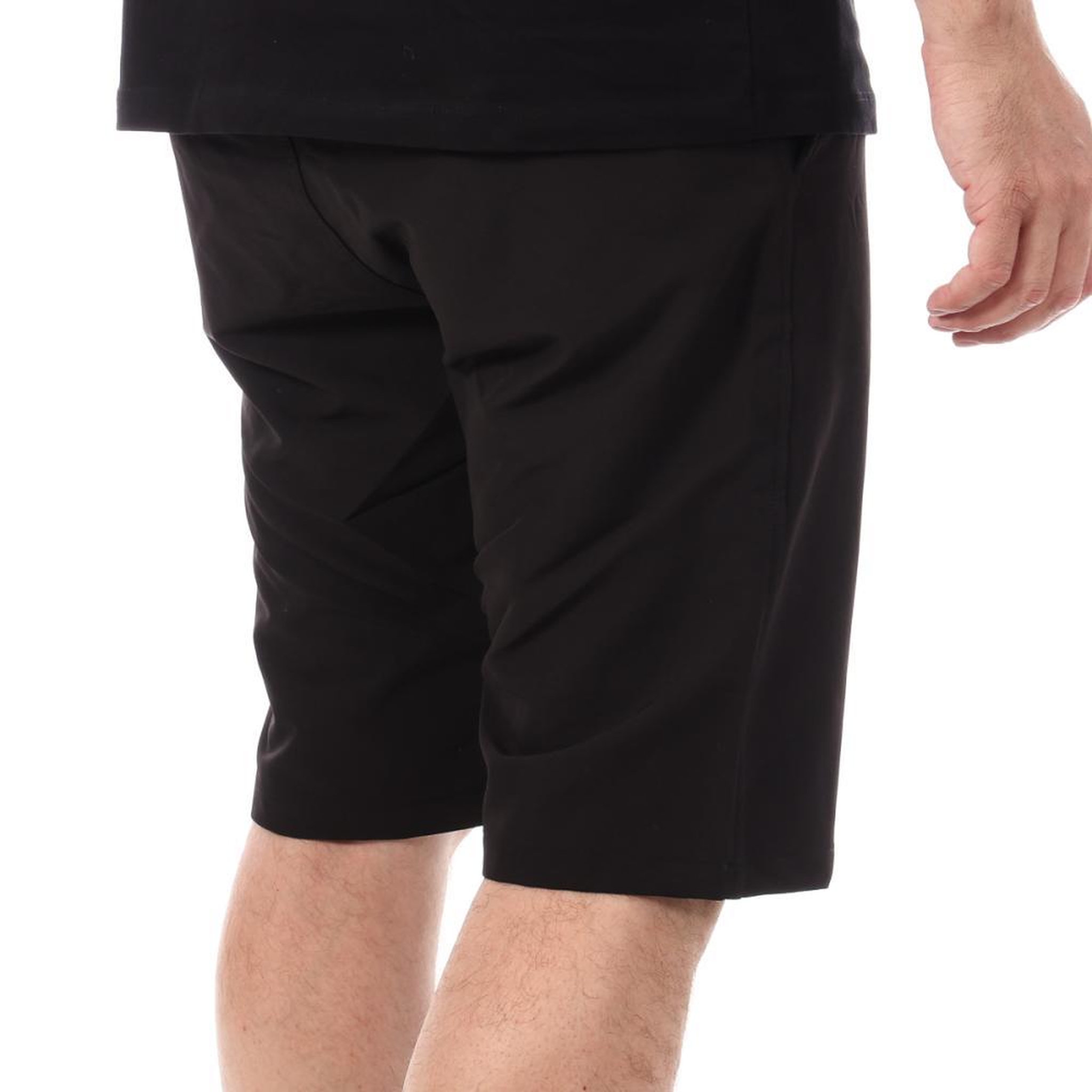 Voir la diapositive 2 : AMERICAN PEOPLE Short  Homme American People Balle
