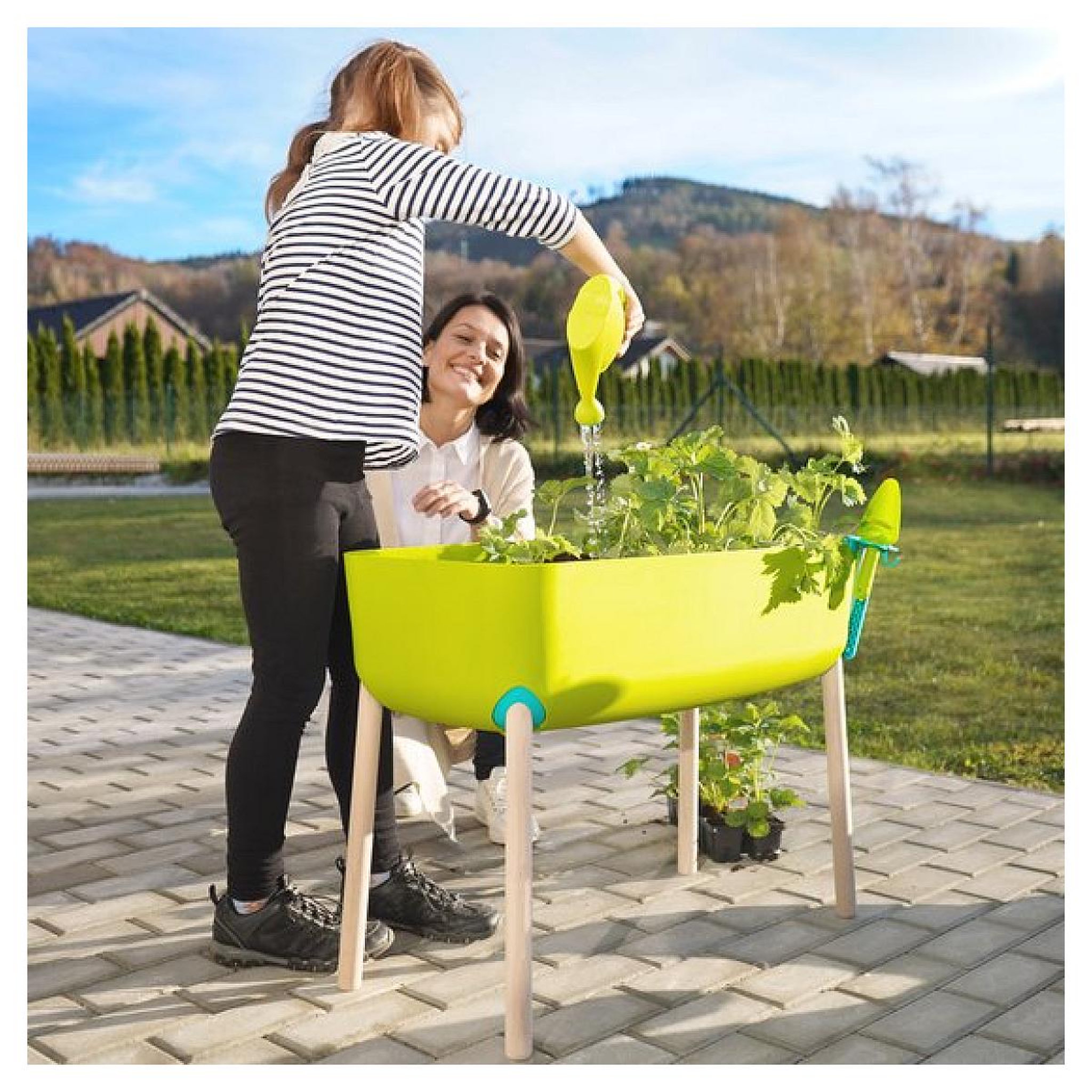 Voir la diapositive 2 : Sunny Carré potager enfant Gardenico