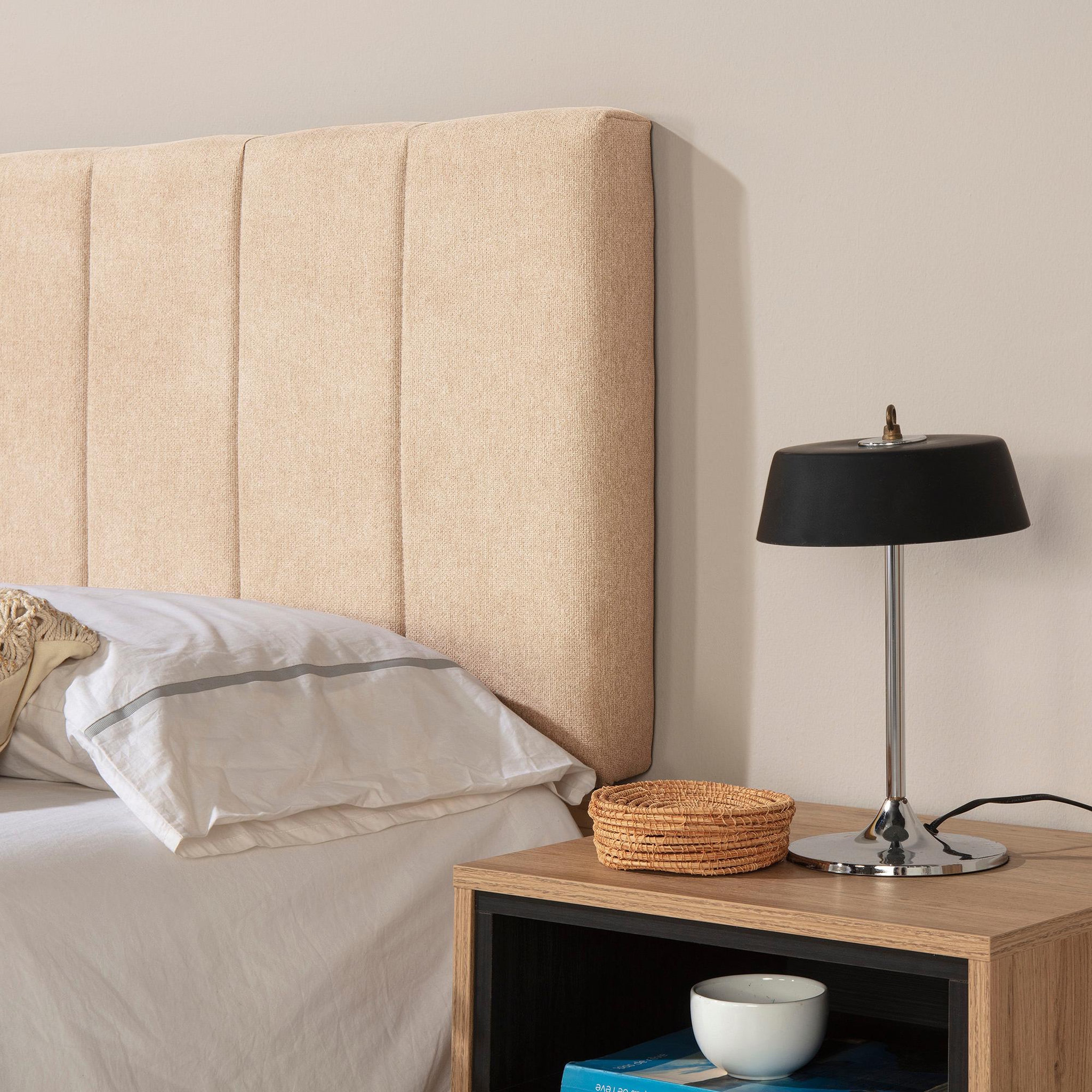 Voir la diapositive 4 : MARCKONFORT Tête de lit tapissée Creta 140x60 cm Couleur Beige, 8 cm d'épaisseur