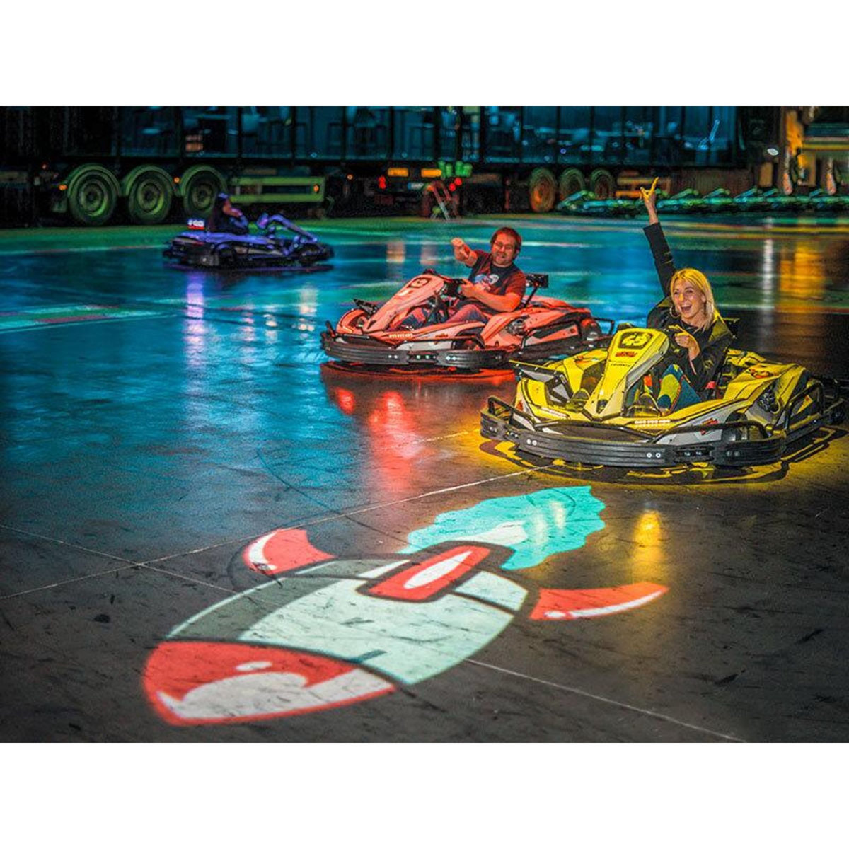 Smartbox 3 sessions de karting intéractif pour 3 personnes près de Tours - Coffret Cadeau Sport & Aventure