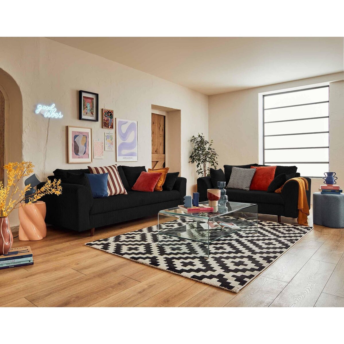 LISA DESIGN Rune - canapé 3 places - en velours côtelé