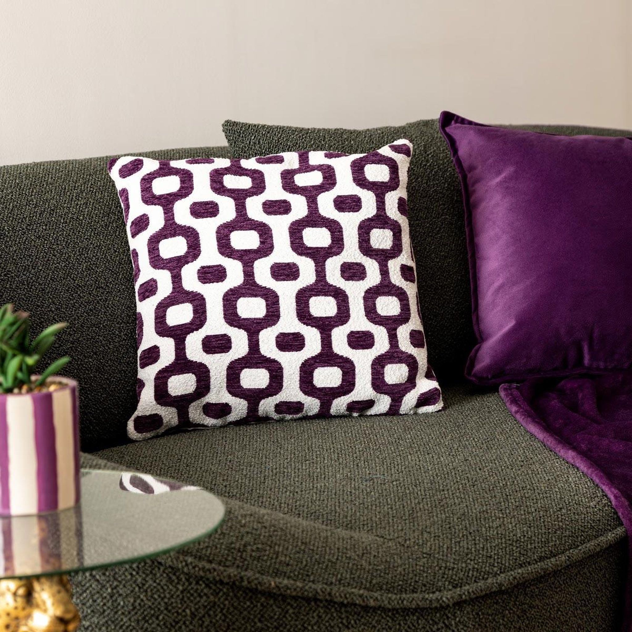 Voir la diapositive 5 : ATMOSPHERA Housse de coussin chenille  jeni  40x40cm violet