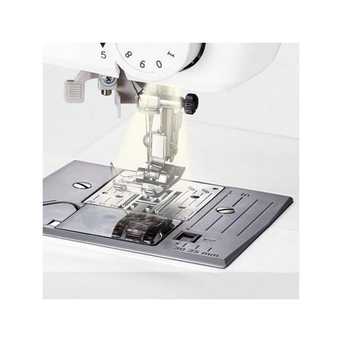 Medion Machine a Coudre Numérique - MEDION - SD 36 - 38W - 270 Points - 700 tr/min - LED - Blanc