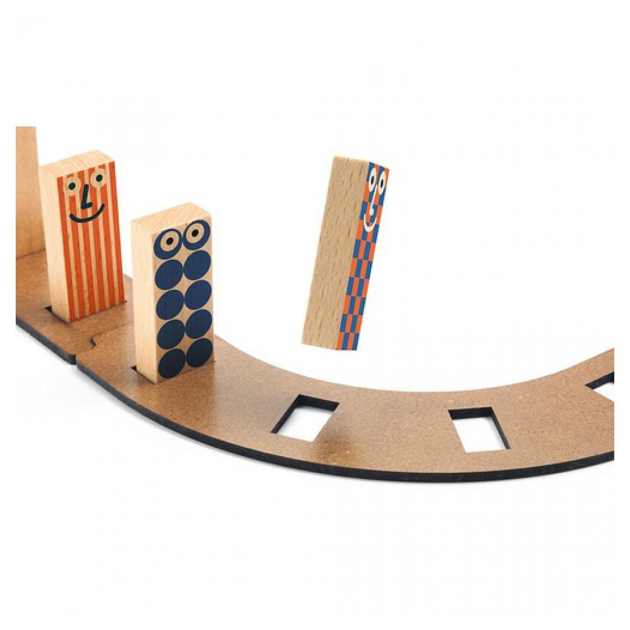 Voir la diapositive 3 : Djeco Zig  and  Go Junior 51pc Racer Set