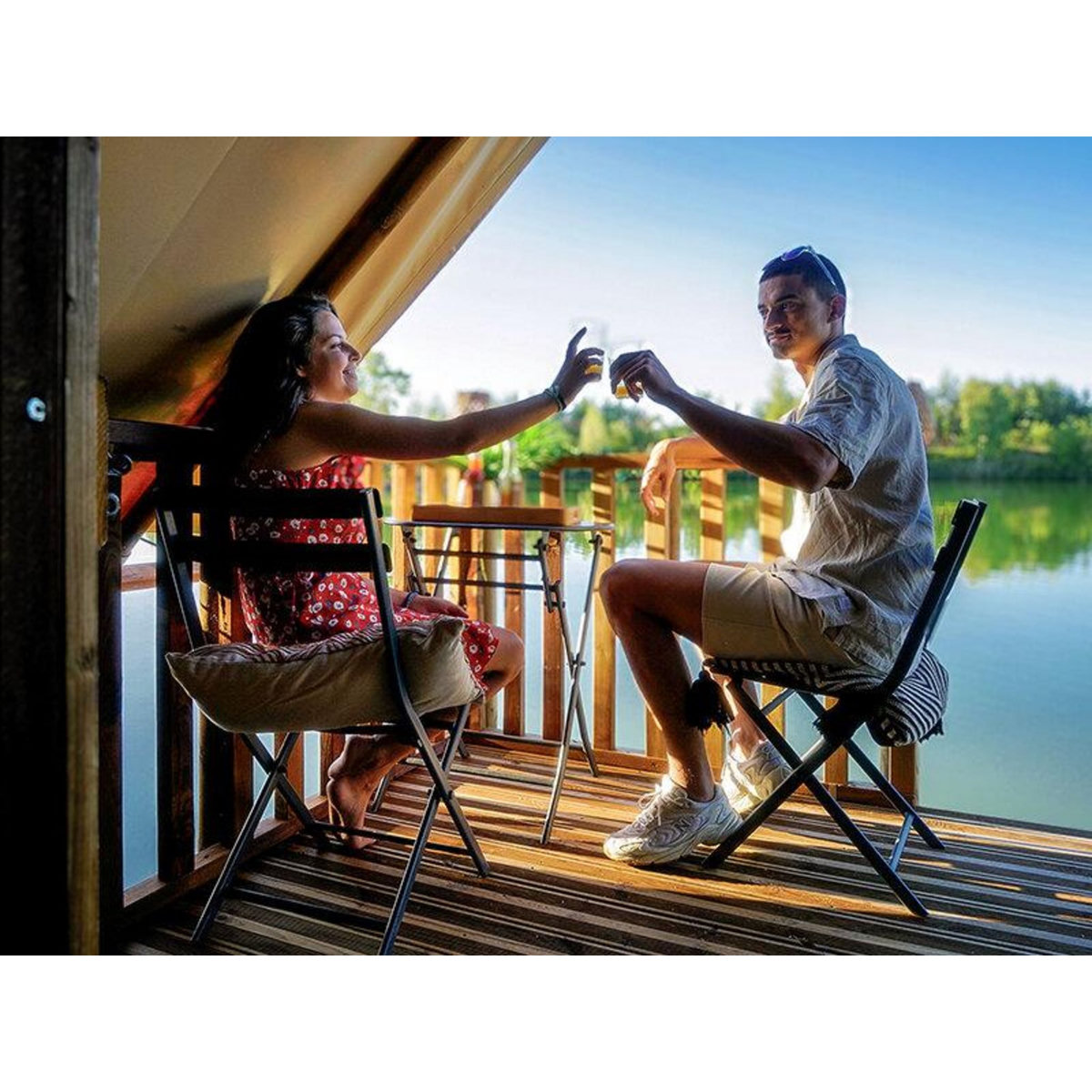 Smartbox 2 jours insolites en cabane sur eau près de Provins - Coffret Cadeau Séjour