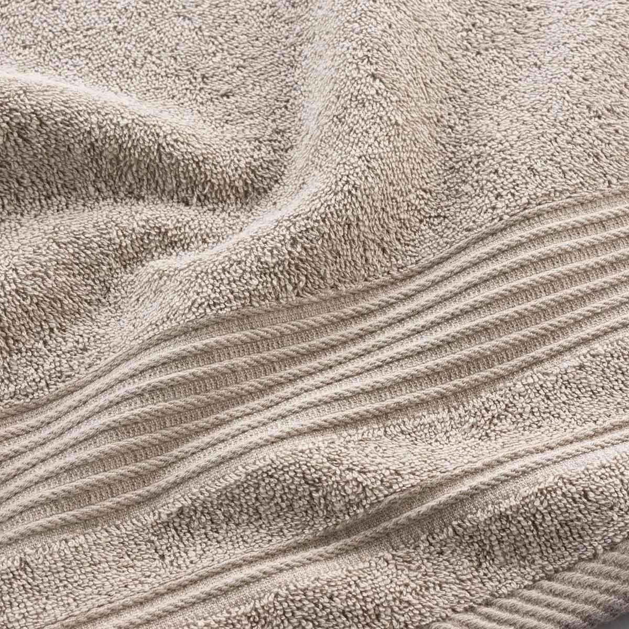 Voir la diapositive 3 : Douceur d'Intérieur Serviette de Toilette  Tendresse  50x90cm Taupe