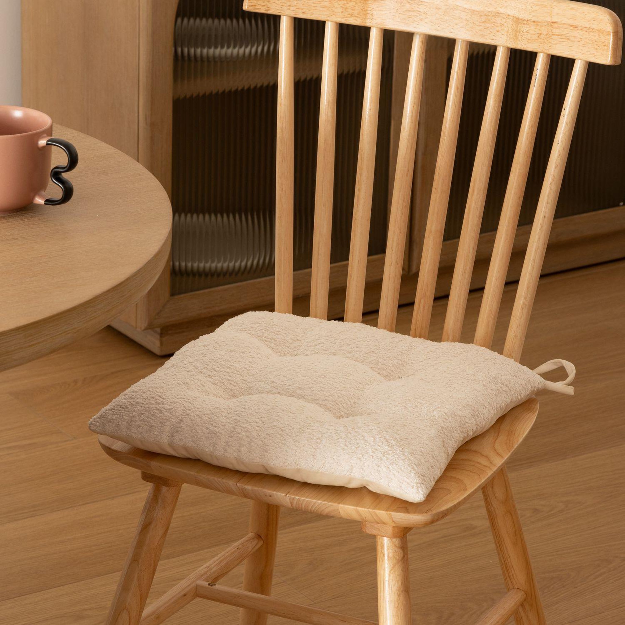 Voir la diapositive 2 : ATMOSPHERA Galette de chaise bouclette SOANA - Blanc