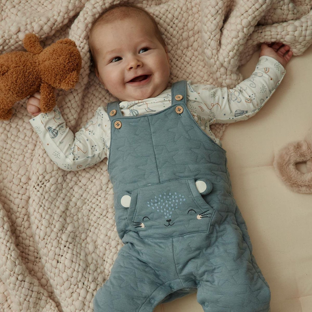 Petit Béguin Ensemble salopette bébé en coton matelassé et t-shirt Rêverie