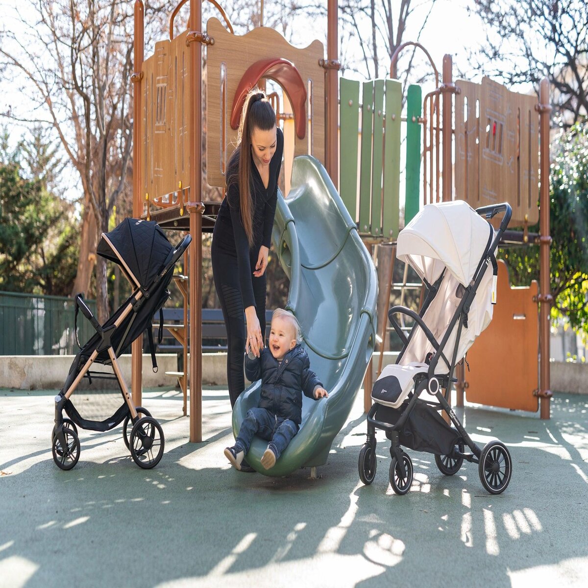 BEBELISSIMO Poussette Bébé Canne Ultra Compacte – Légère – Pliage à Une Main – Guidon Valise – Lioni - noir