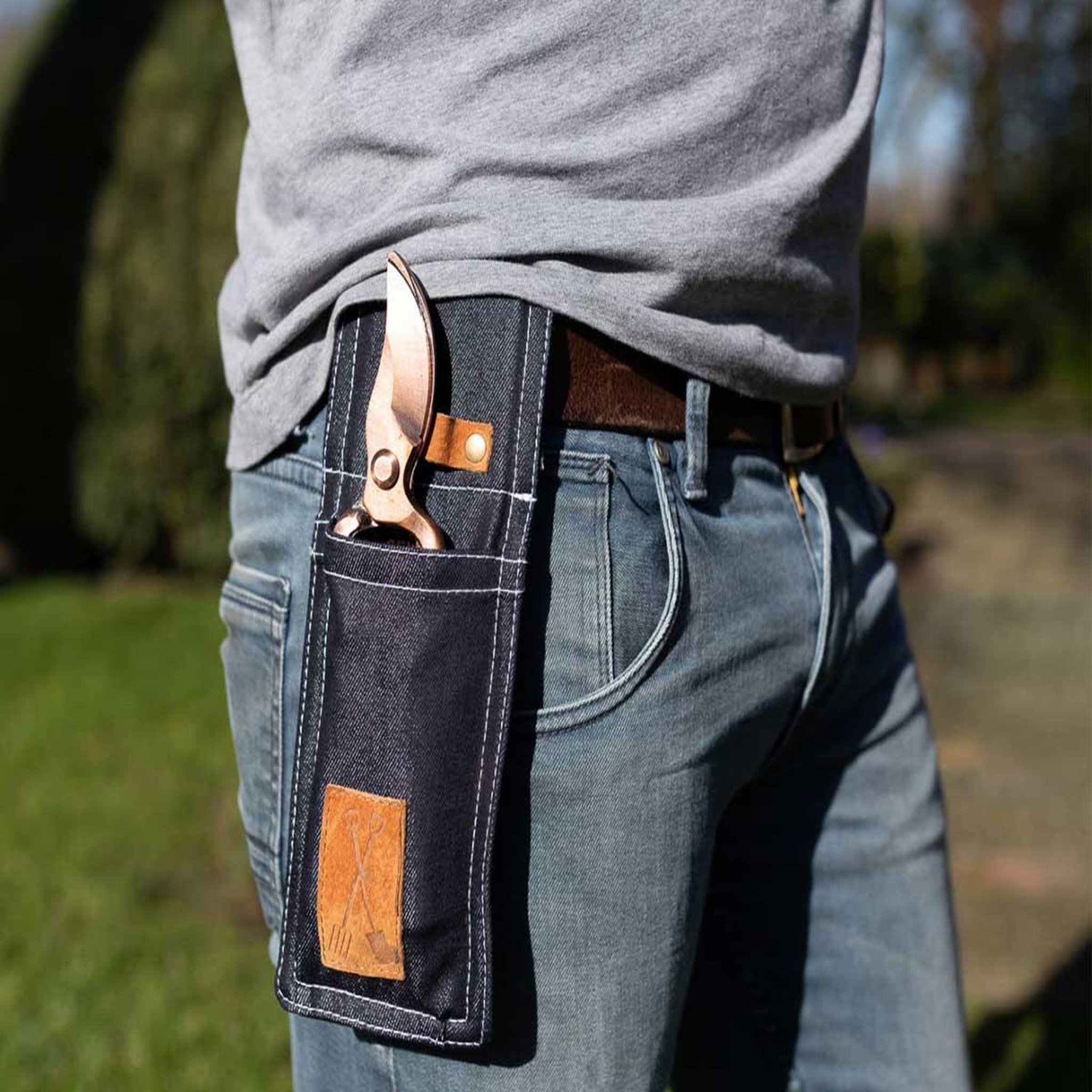Voir la diapositive 4 : ESSCHERT DESIGN Fourreau à outils en jean - Esschert Design