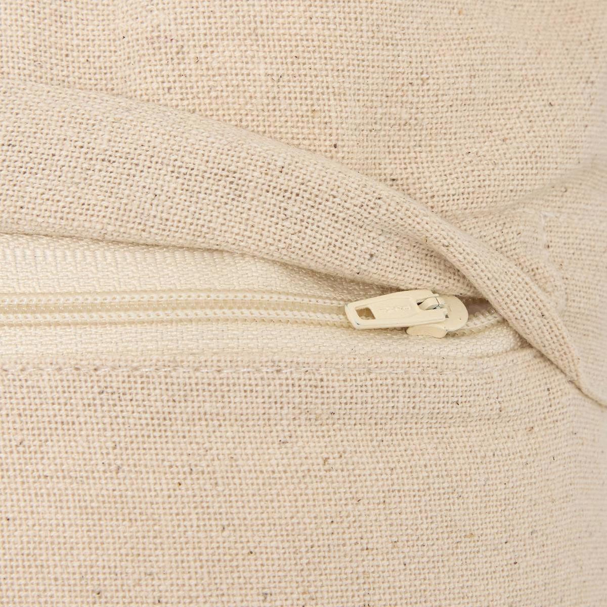 Voir la diapositive 2 : ATMOSPHERA Coussin déco uni  océania  40x40cm beige