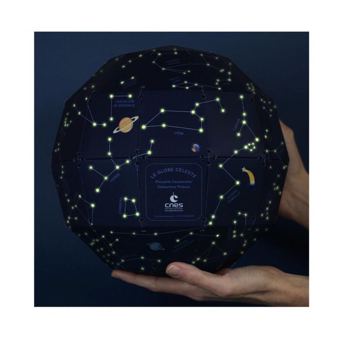 PIROUETTE CACAHOUETE Kit creatif Globe celeste CNES