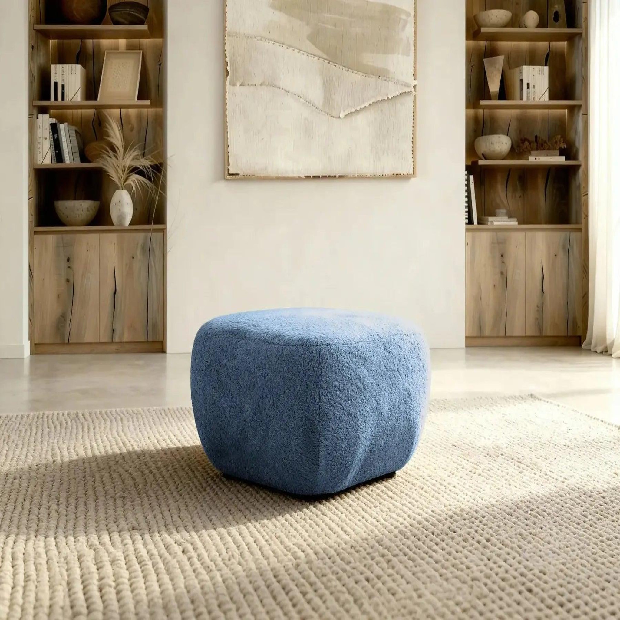 Voir la diapositive 3 : CASANOVA PARIS Santiago - pouf tissu bouclette