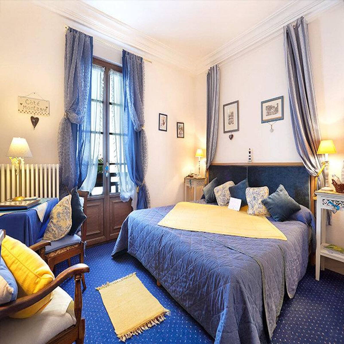 Smartbox Multi-séjour Prestige avec spa ou diner gourmet pour grand-parent - Coffret Cadeau Multi-thèmes