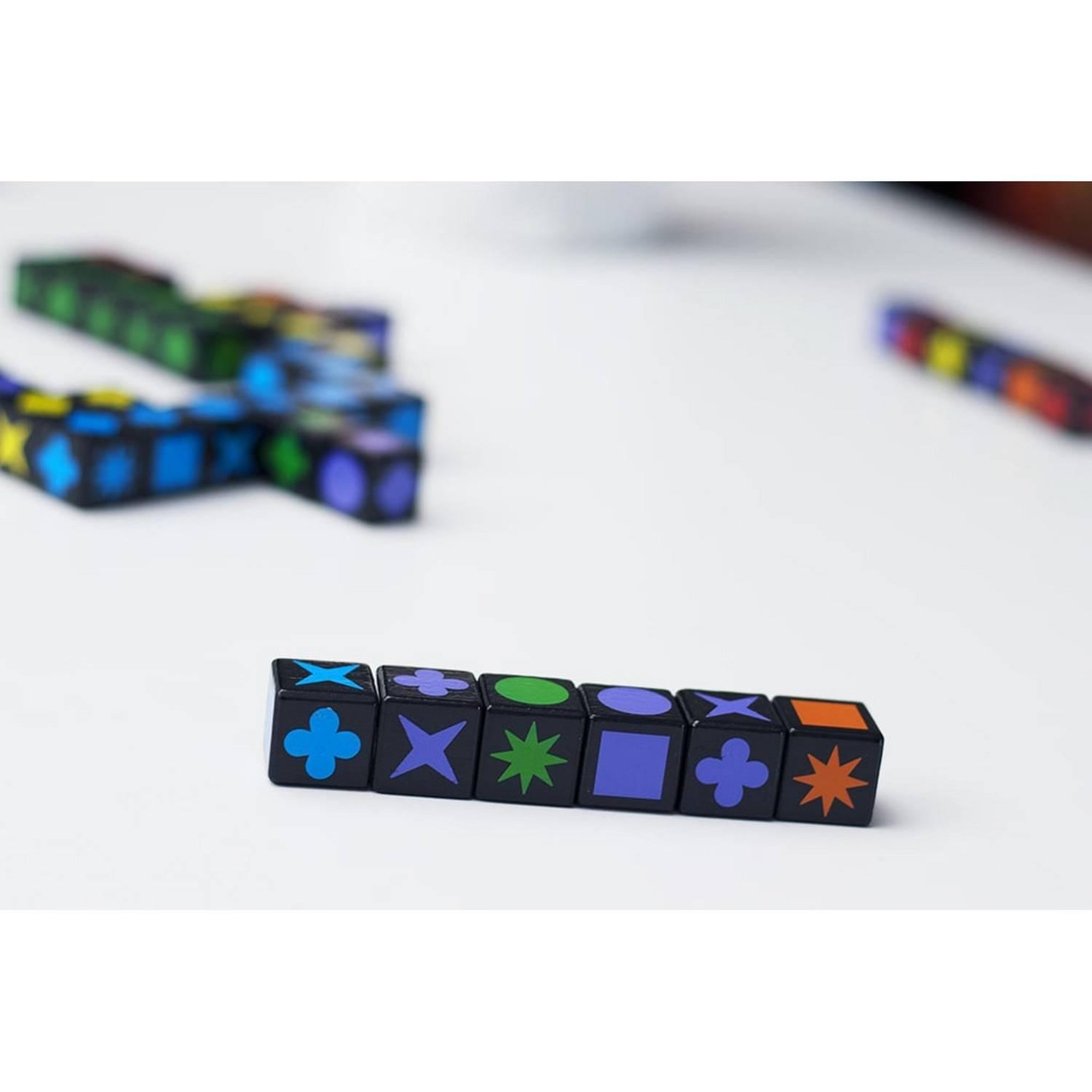 Voir la diapositive 4 : Iello Qwirkle Cubes - jeux de trategie
