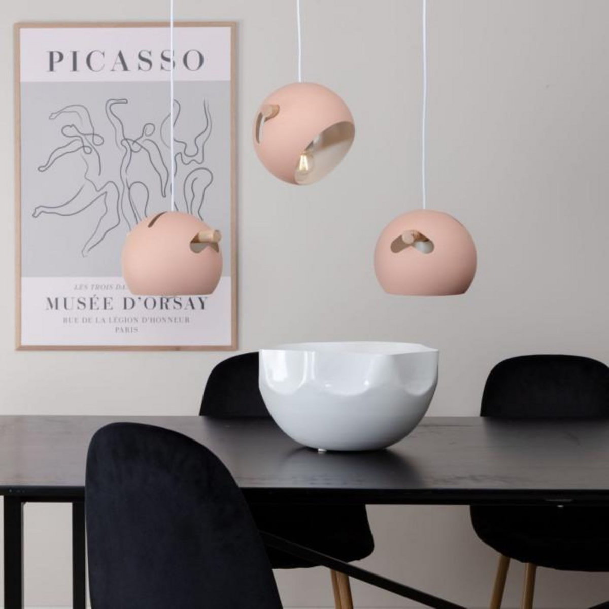 Paris Prix Lampe Suspension Design 3 Lampes  Tubbie  73cm Rose Poudré