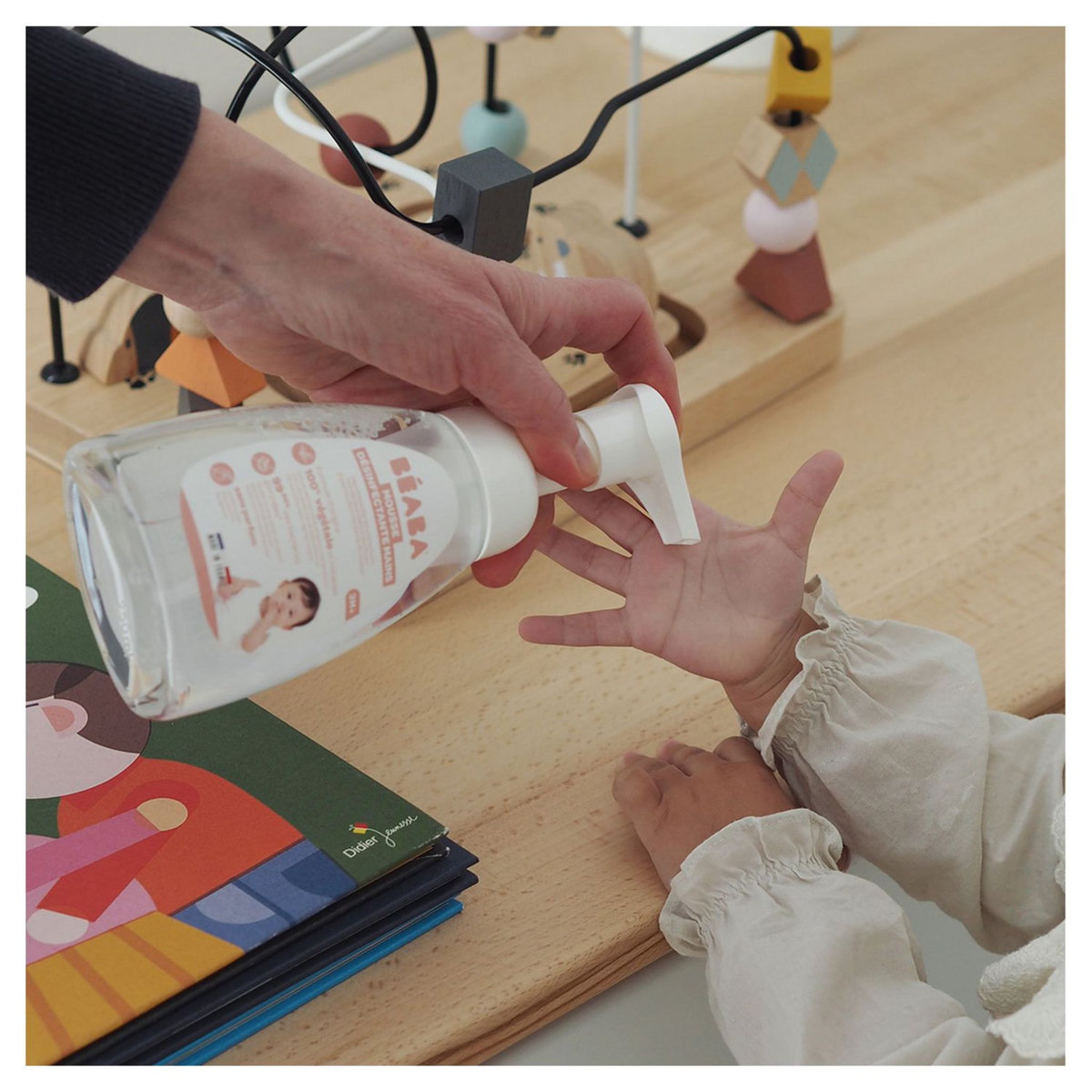 BEABA Mousse désinfectante mains - sans parfum - 250 ml 