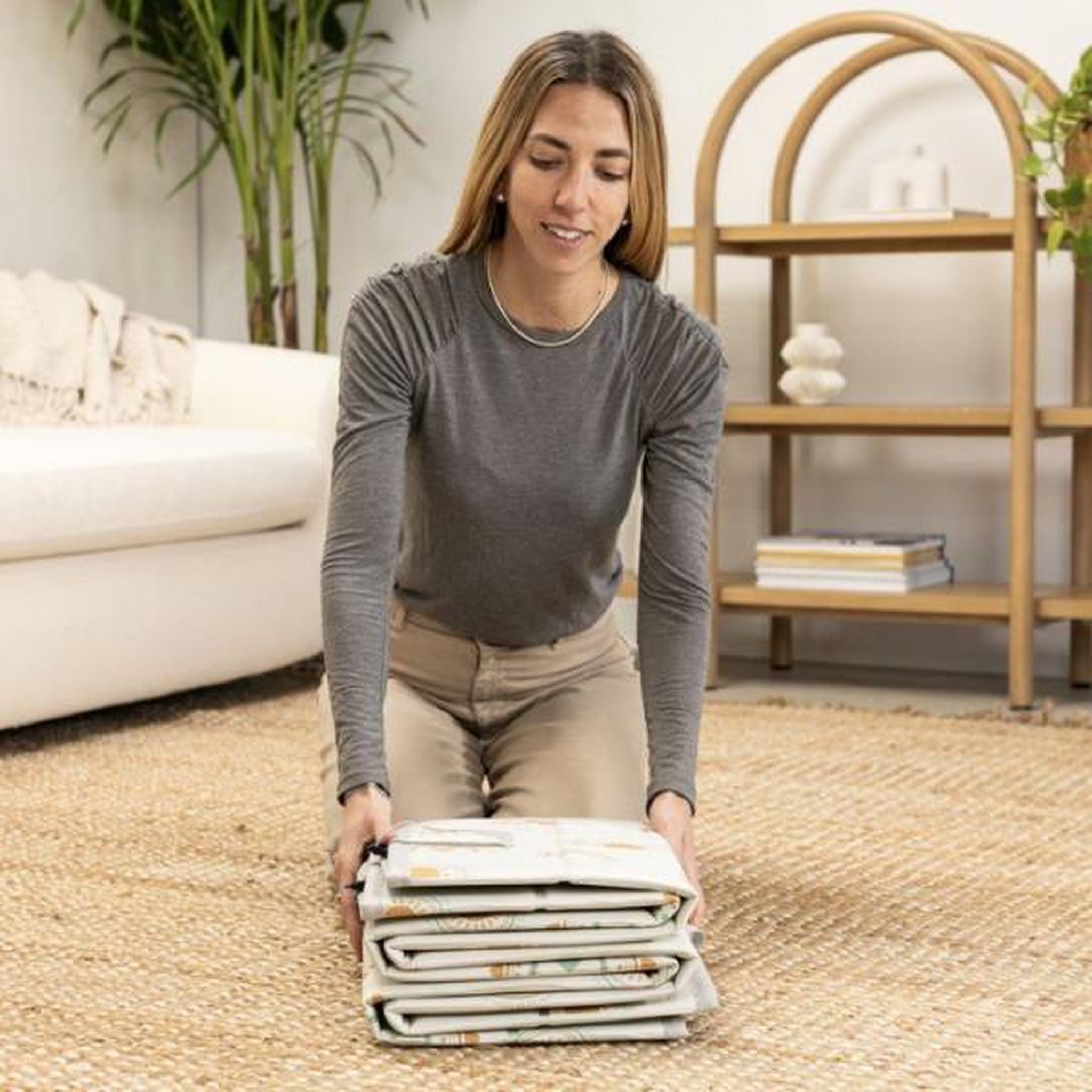 Voir la diapositive 5 : INFANTINO Tapis d'éveil géant - INFANTINO - Pliable - Arc-en-ciel