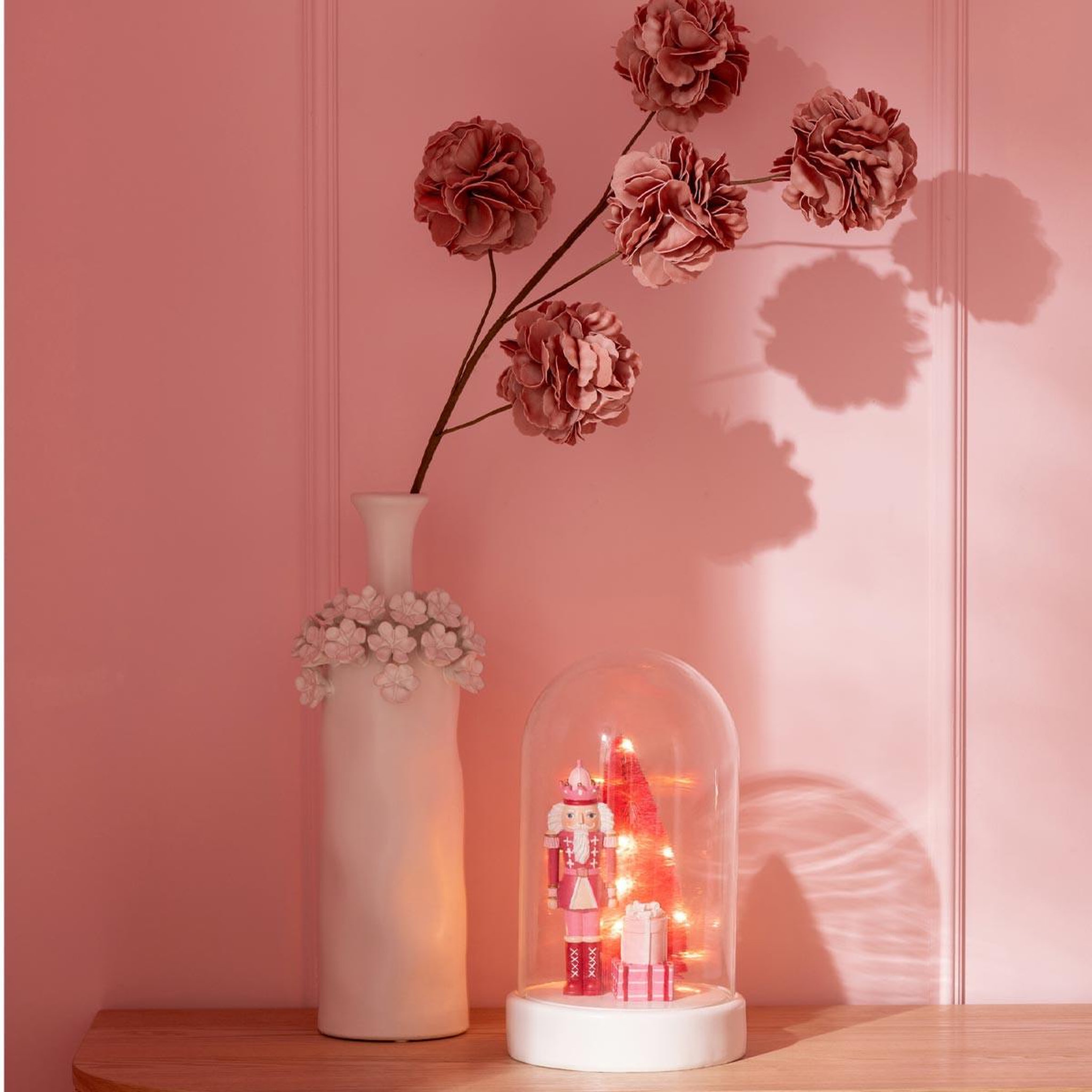 Voir la diapositive 3 : J-LINE Vase fleur en céramique  yucca  40cm blanc