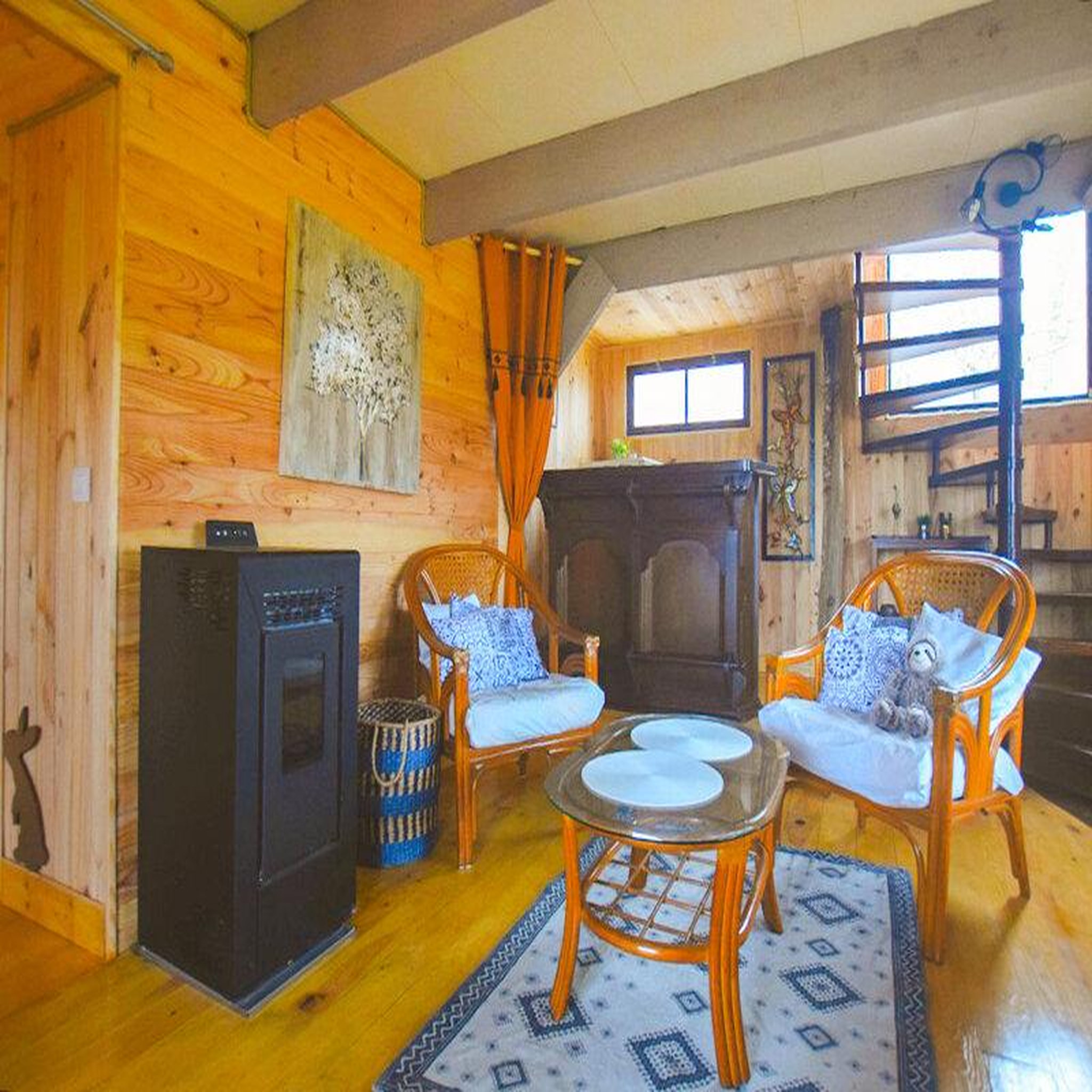 Voir la diapositive 2 : Smartbox Séjour dans les arbres : 2 jours en famille dans une cabane et tyrolienne près de tarbes - coffret cadeau séjour